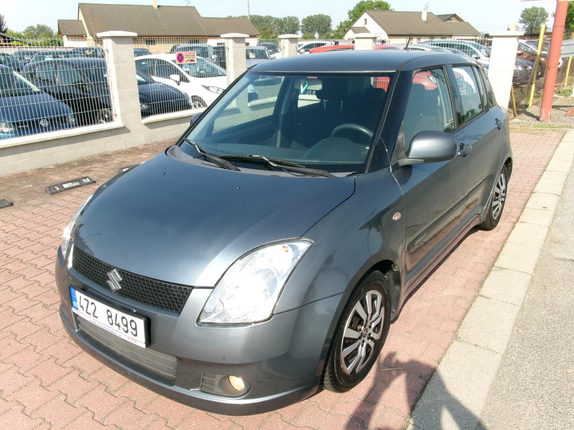 Suzuki Swift, 1,3i KLIMA VÝHŘEV