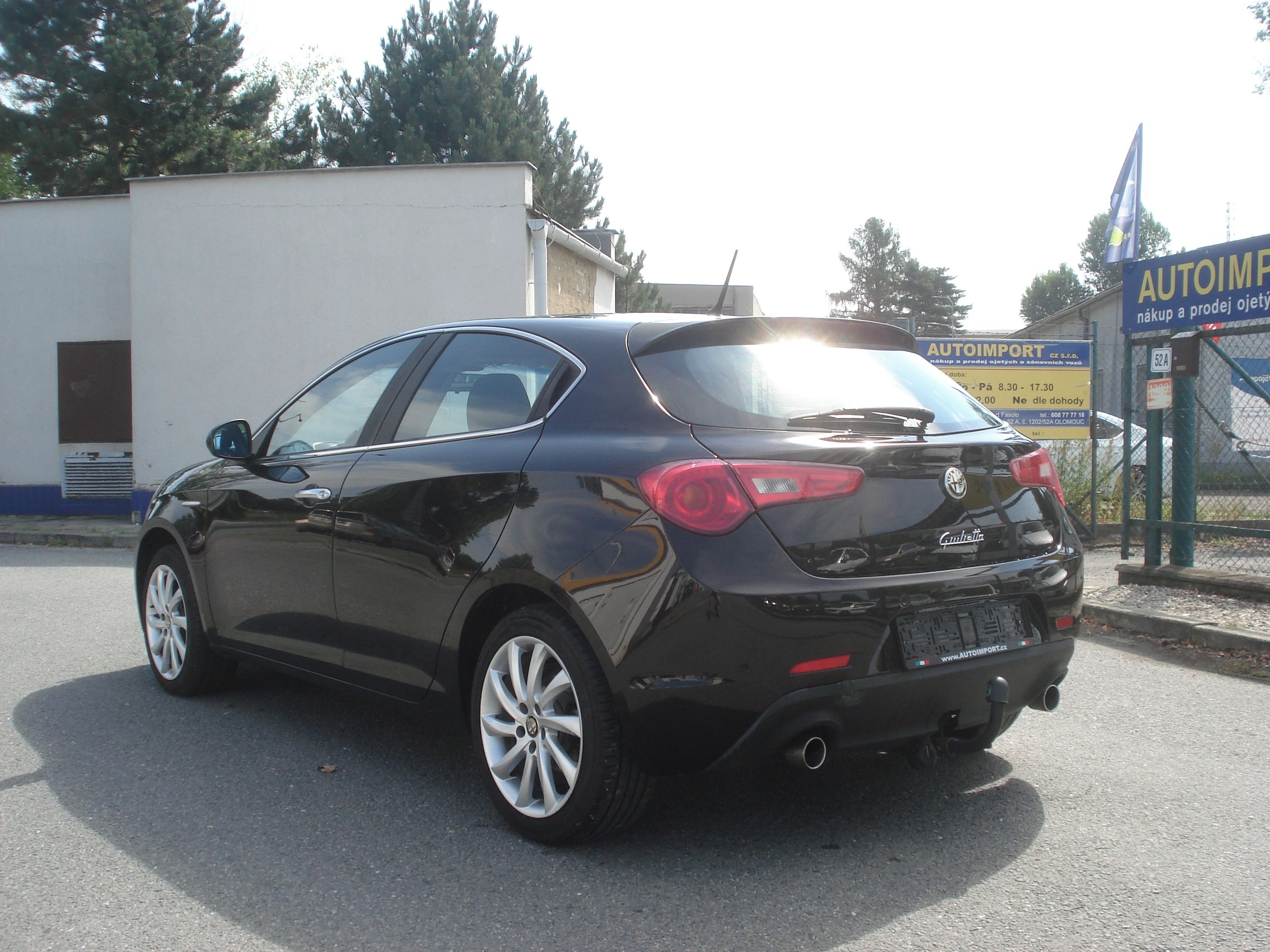 Alfa Romeo Giulietta, 2.0 JTD  TEMPOMAT TAŽNÉ - fotka 4