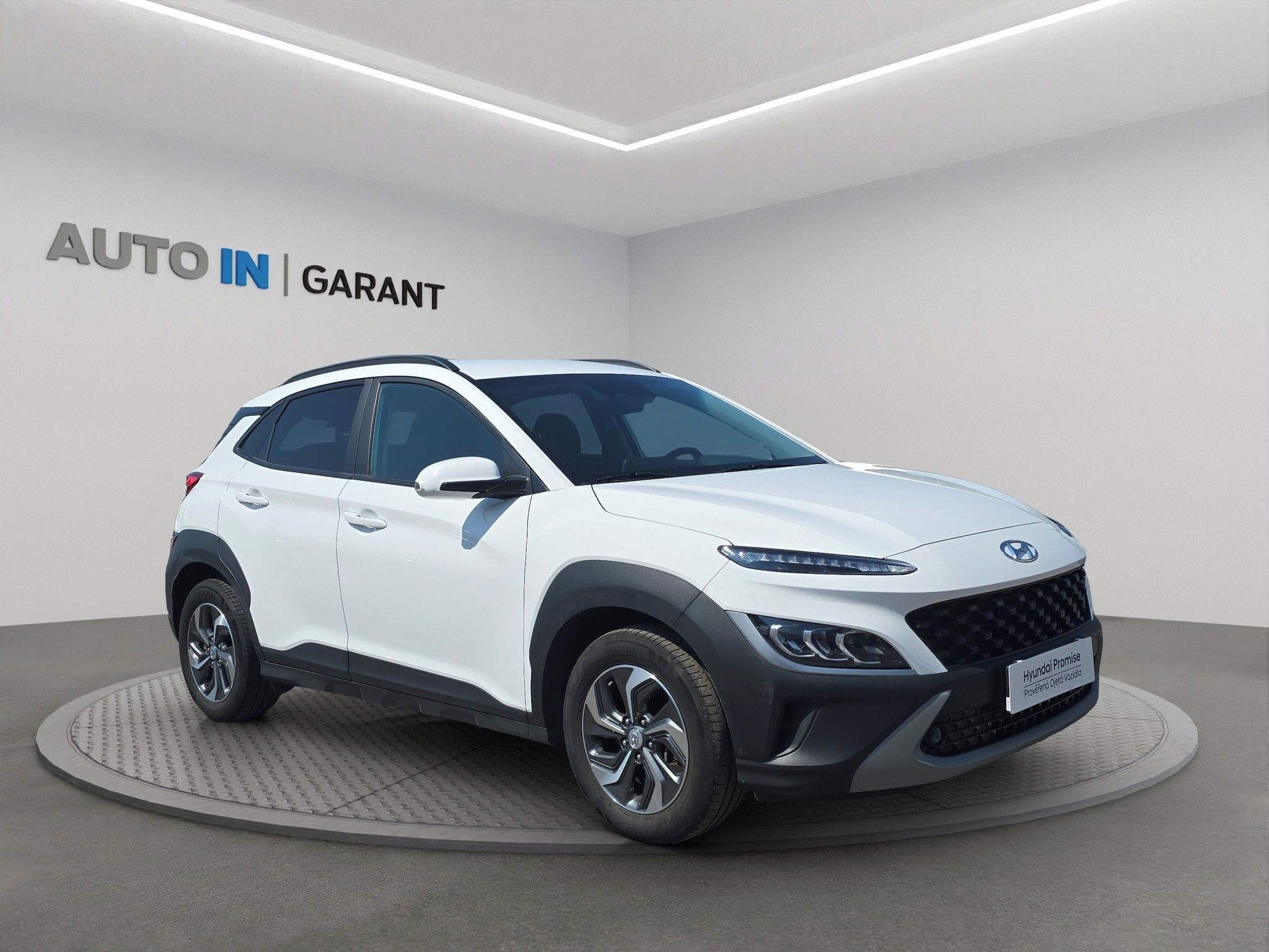 Hyundai Kona, SMART 1.6 GDi HEV 77kW, 1. Maj - fotka 3