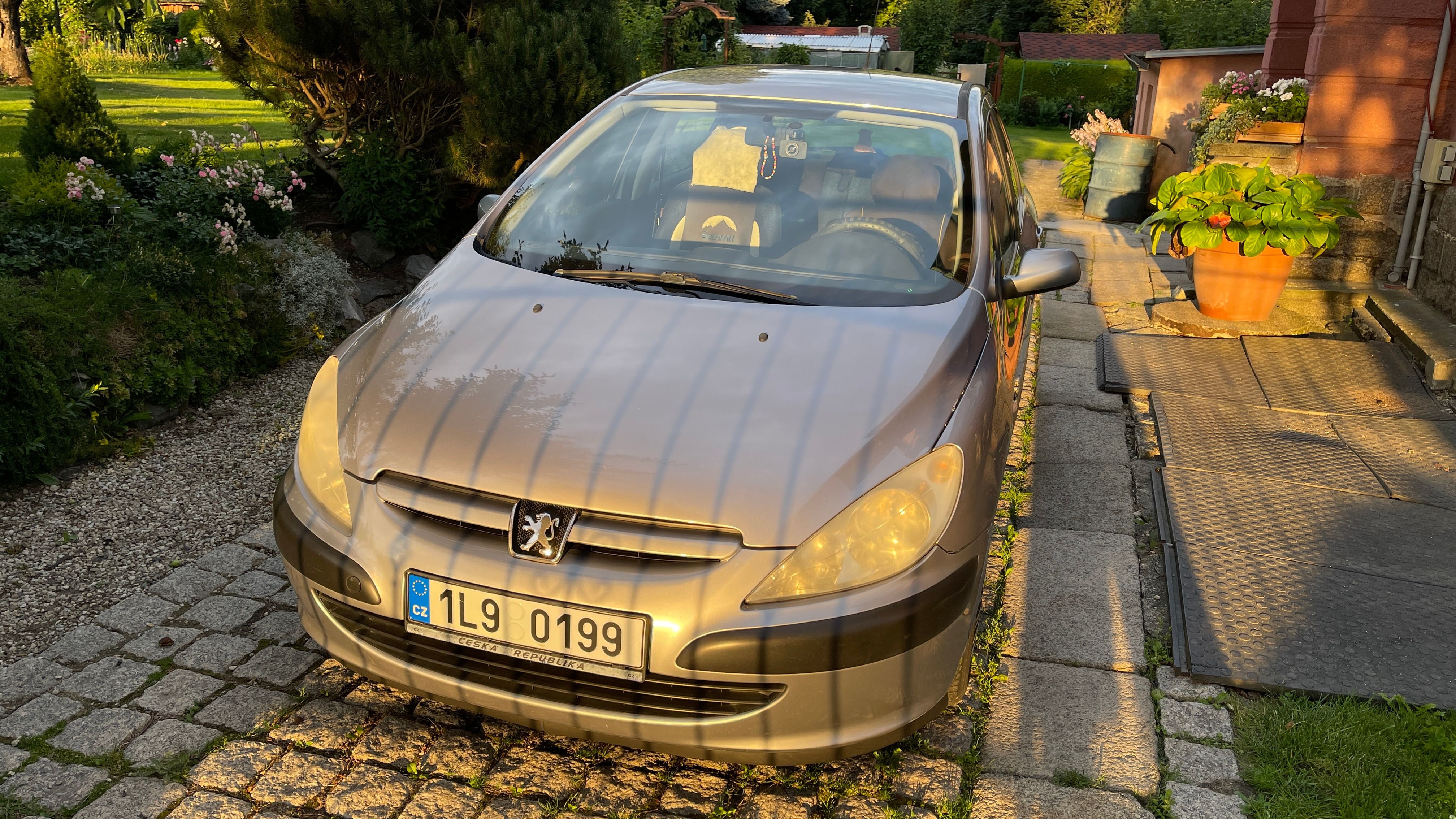 Peugeot 307, 1.4i benzín, KFU, 65kW, Euro 3