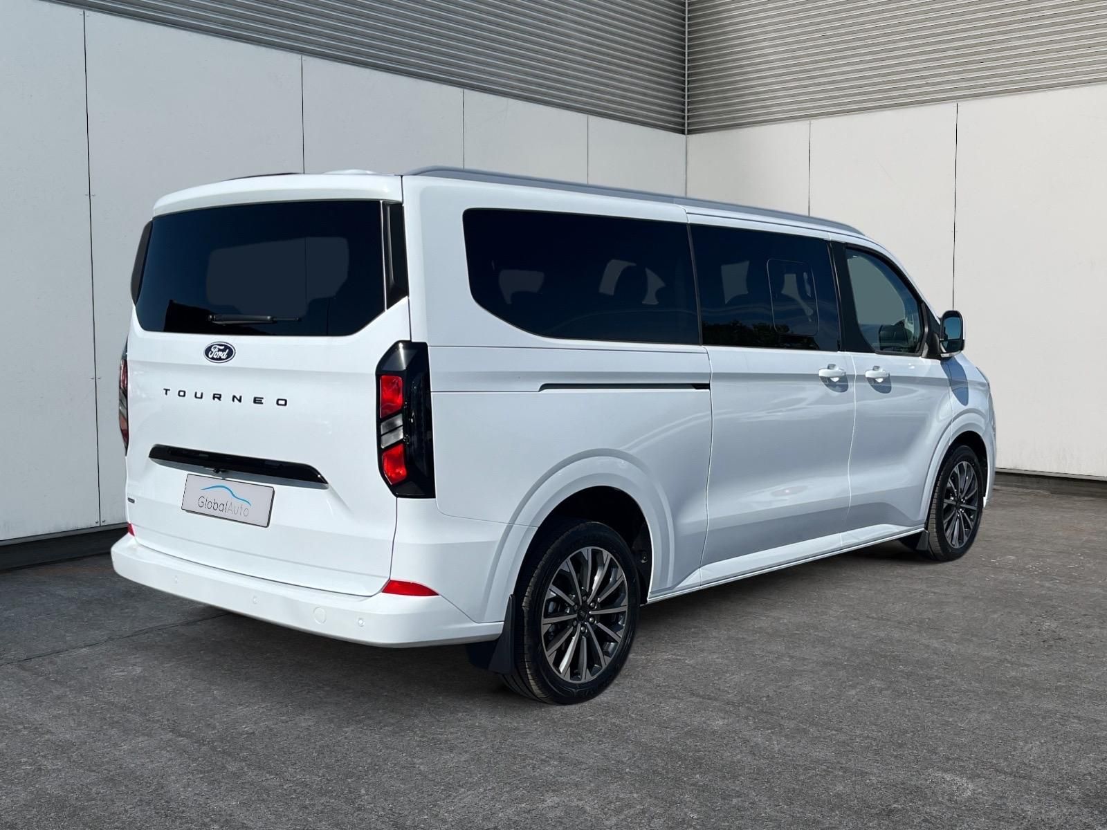 Ford Tourneo Custom, L2 TITANIUM 2.5PHEV 171kW eCVT - fotka 5