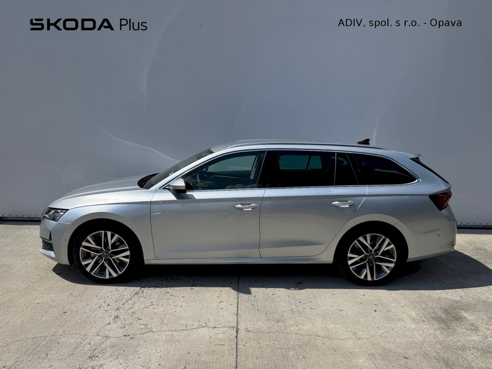 Škoda Octavia, Combi DSG 2.0 TDI 110 kW Exclu - fotka 3