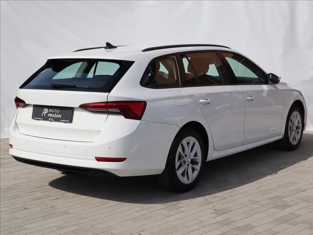 Škoda Octavia, 1,5 TSi 110kW Selection ParkPi - fotka 6