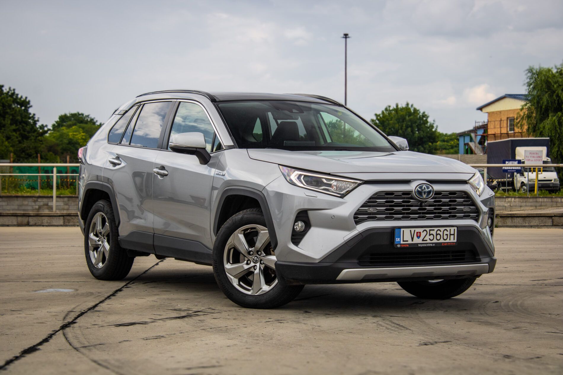 Toyota Rav4 - fotka 3