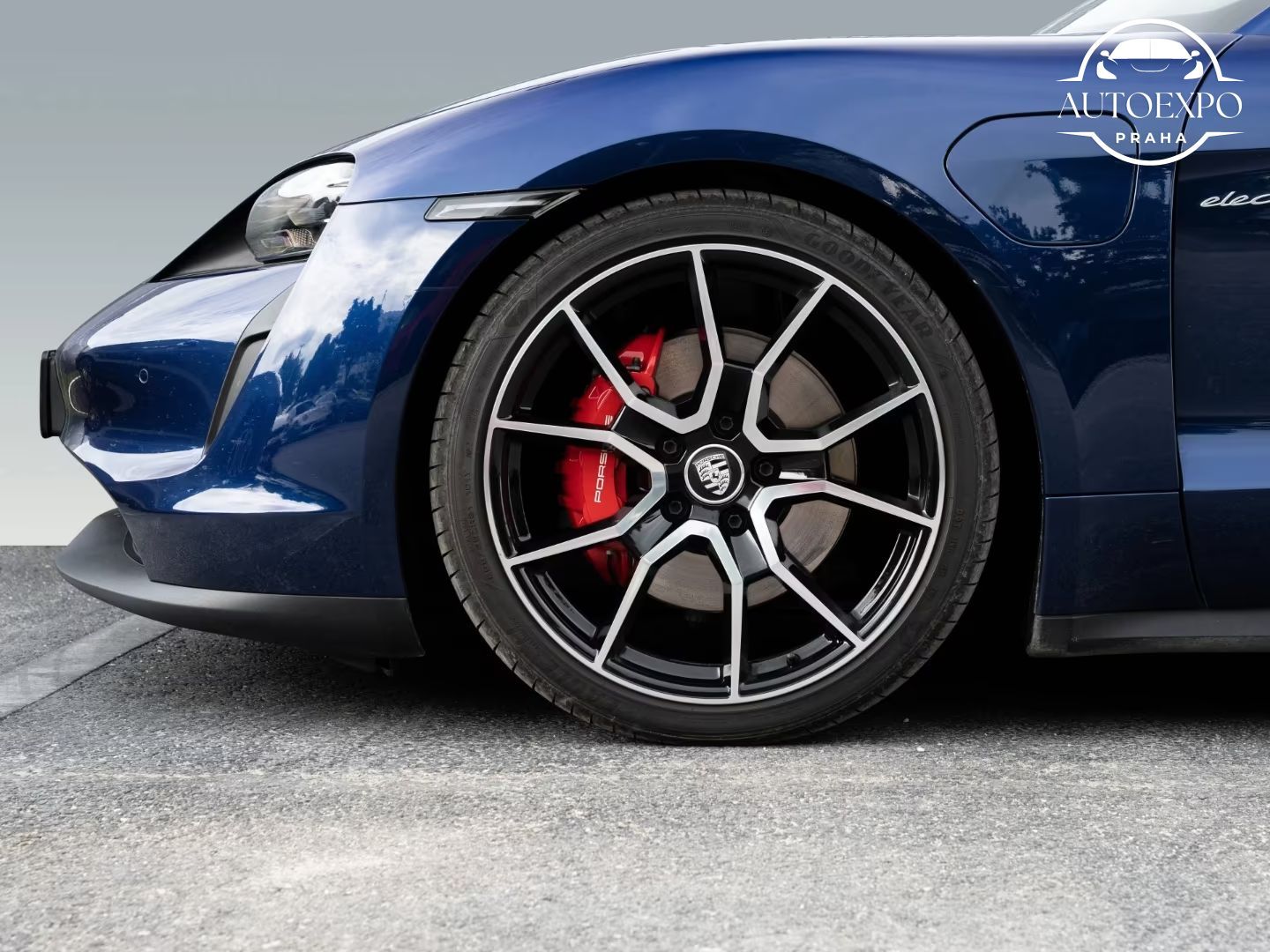 Porsche Taycan, 4S InnoDrive Performance - fotka 6