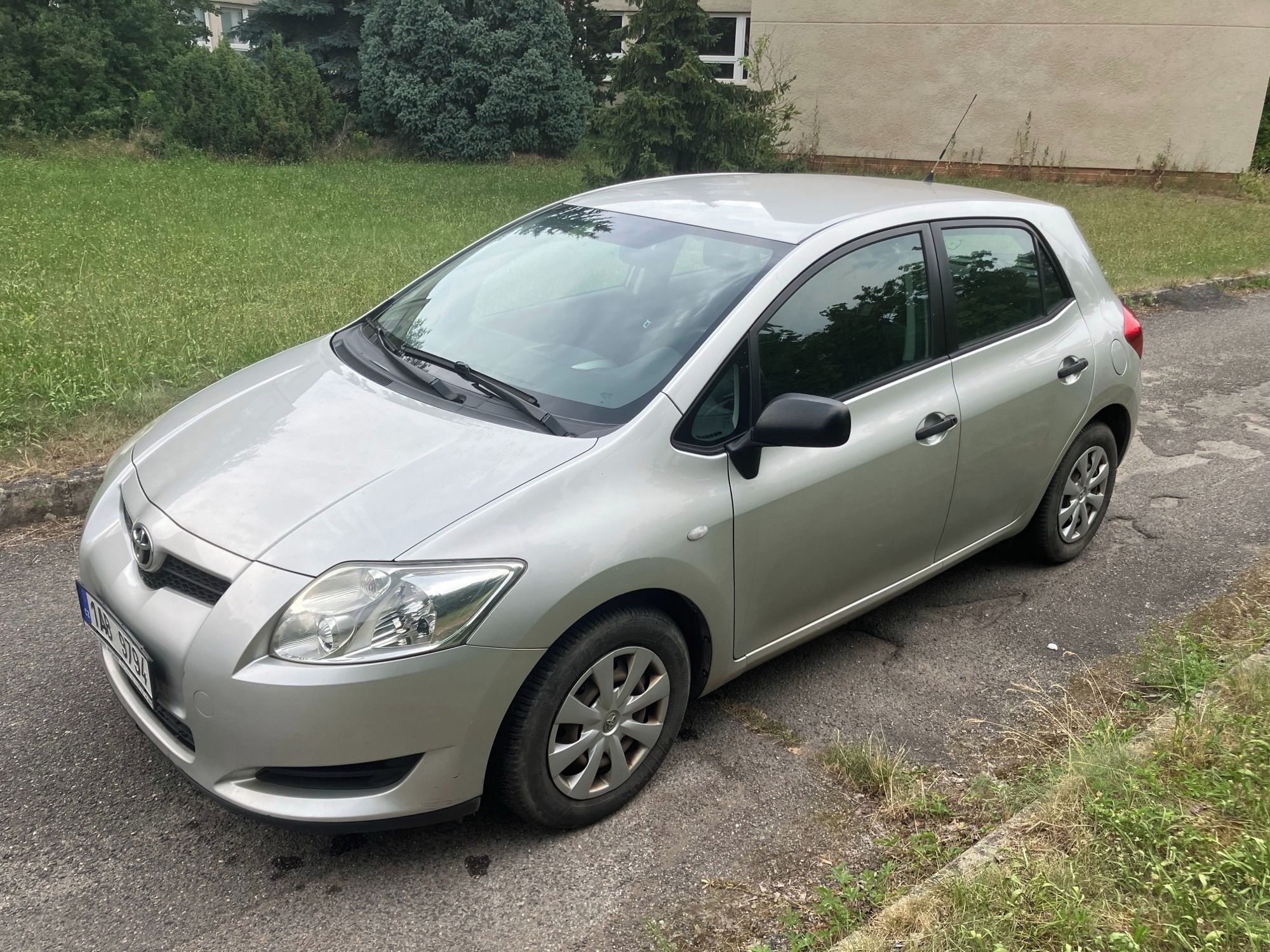 Toyota Auris, v dobrém stavu - fotka 2