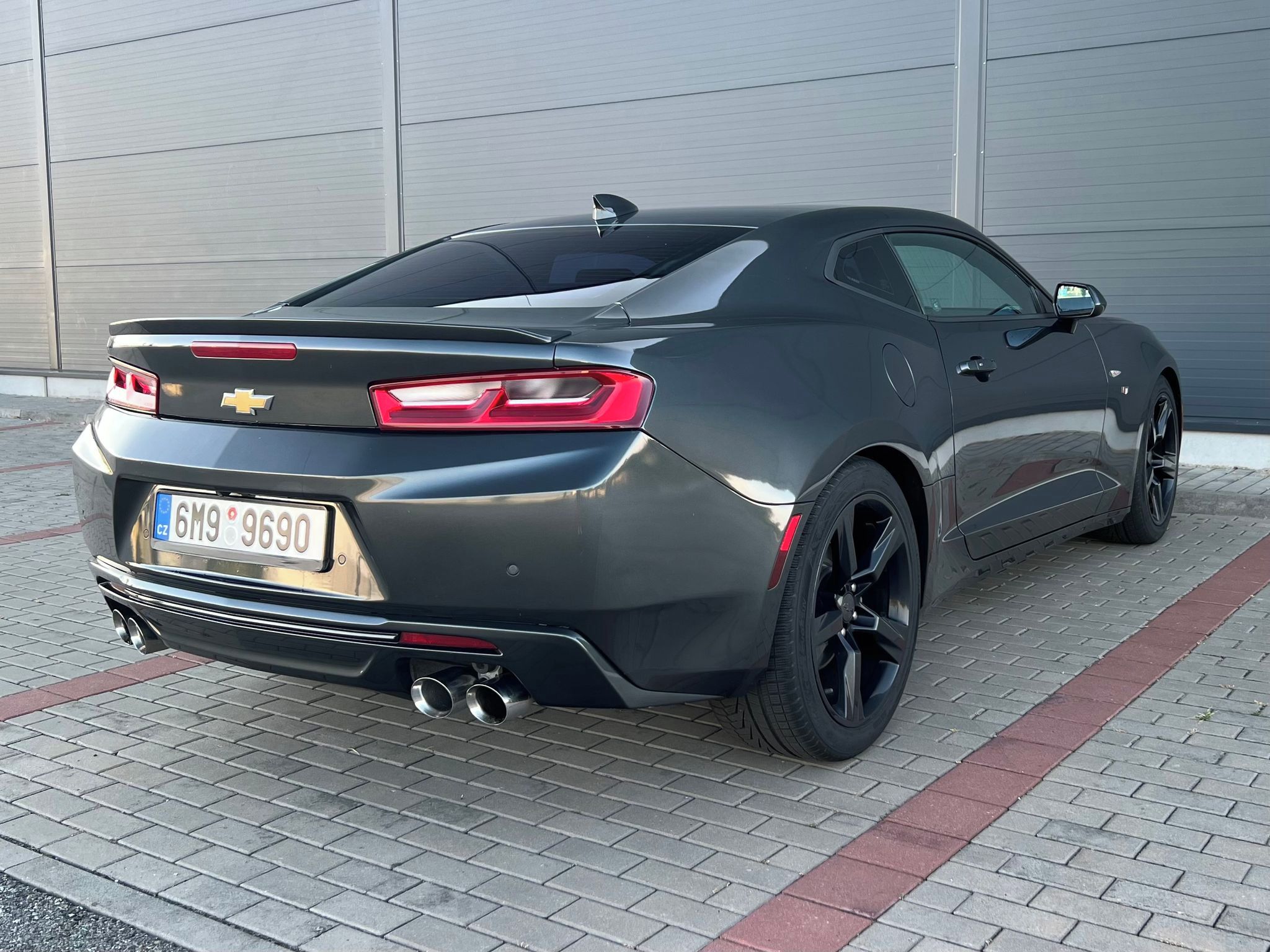 Chevrolet Camaro, 3,6l V6-p.kamera - fotka 4