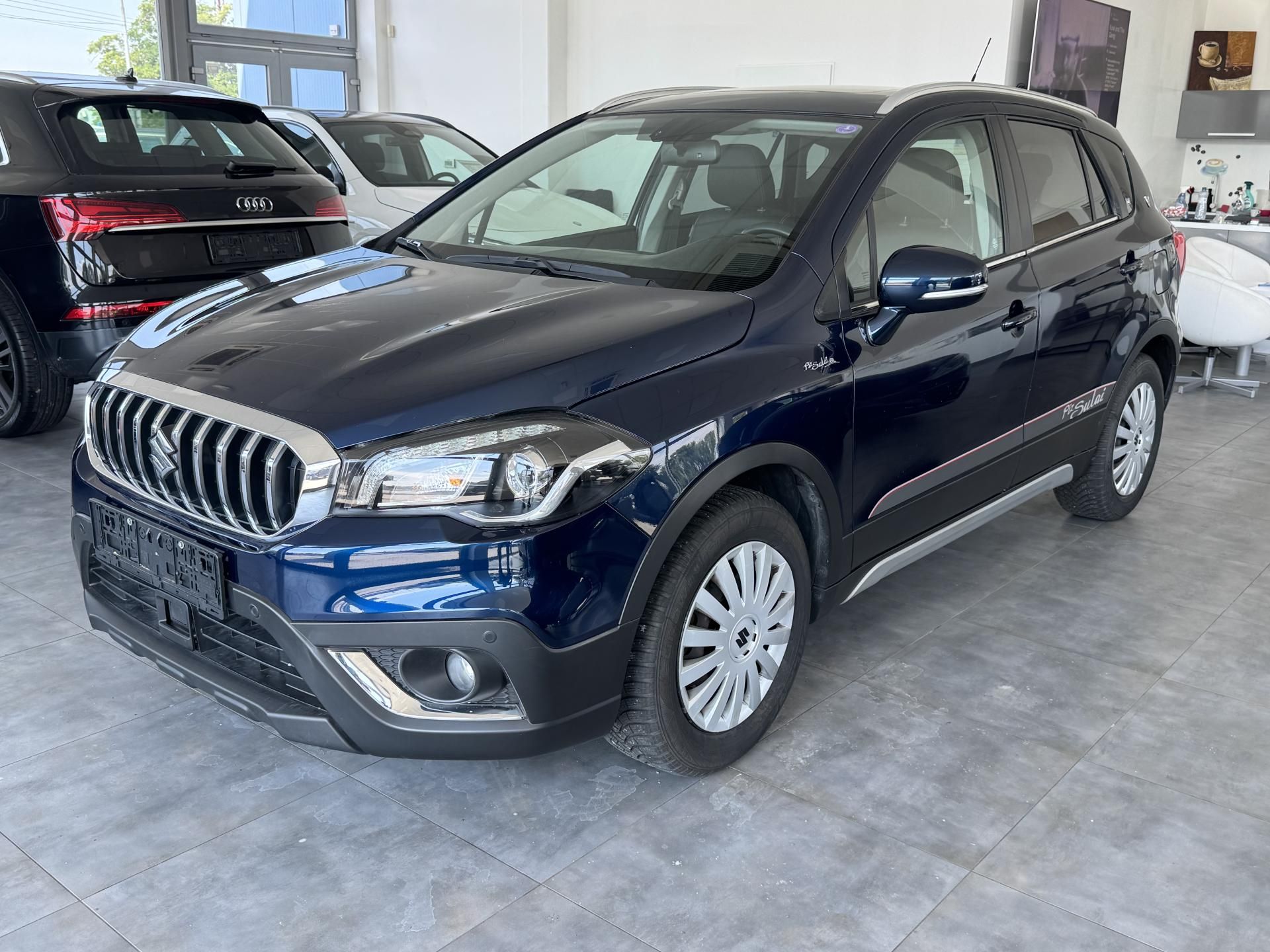 Suzuki SX4 S-Cross, 1,4T 4x4 PizSulai Navigace - fotka 3