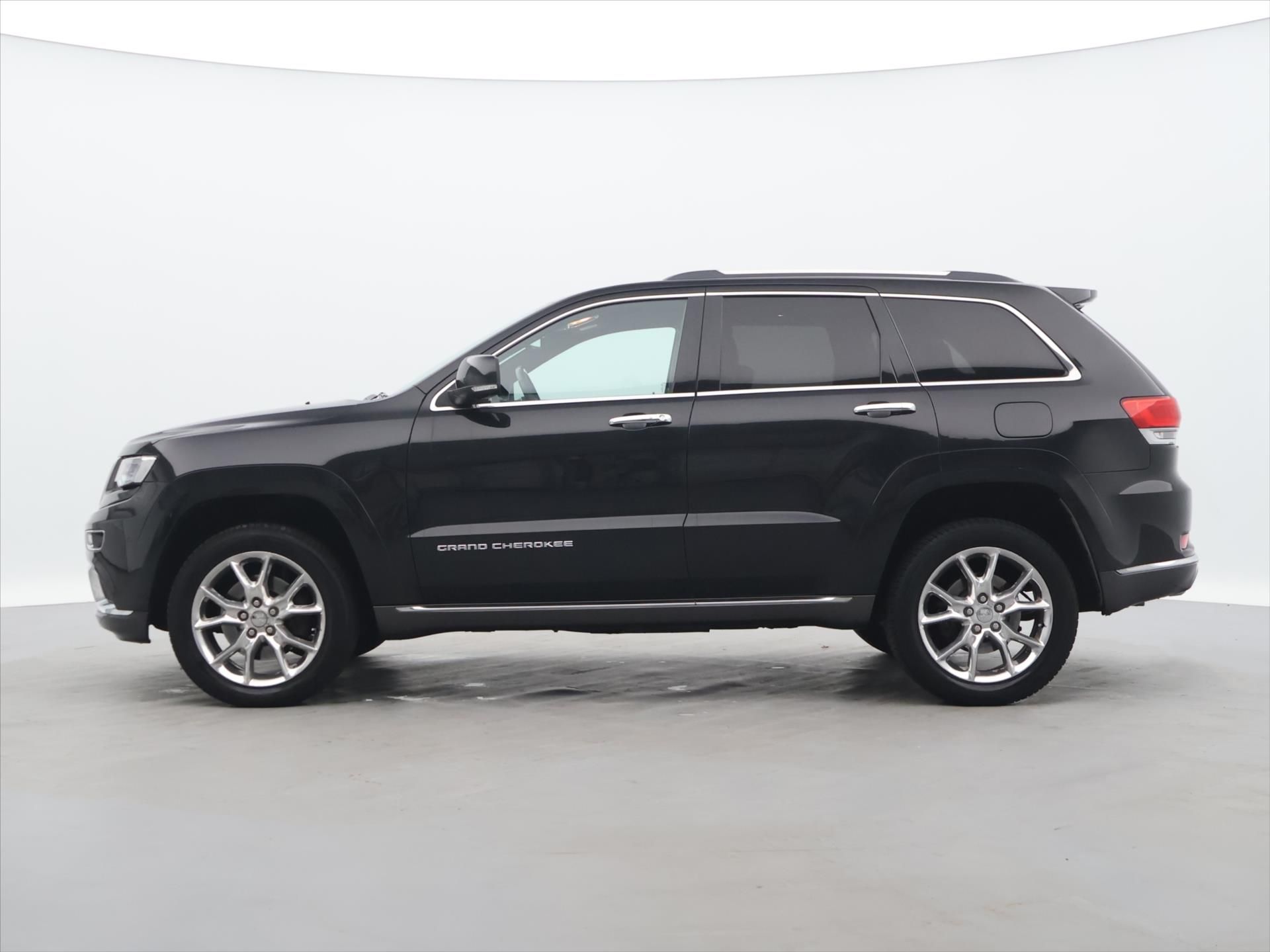 Jeep Grand Cherokee, 3,0 CRDI 184kW Summit 4x4 - fotka 4