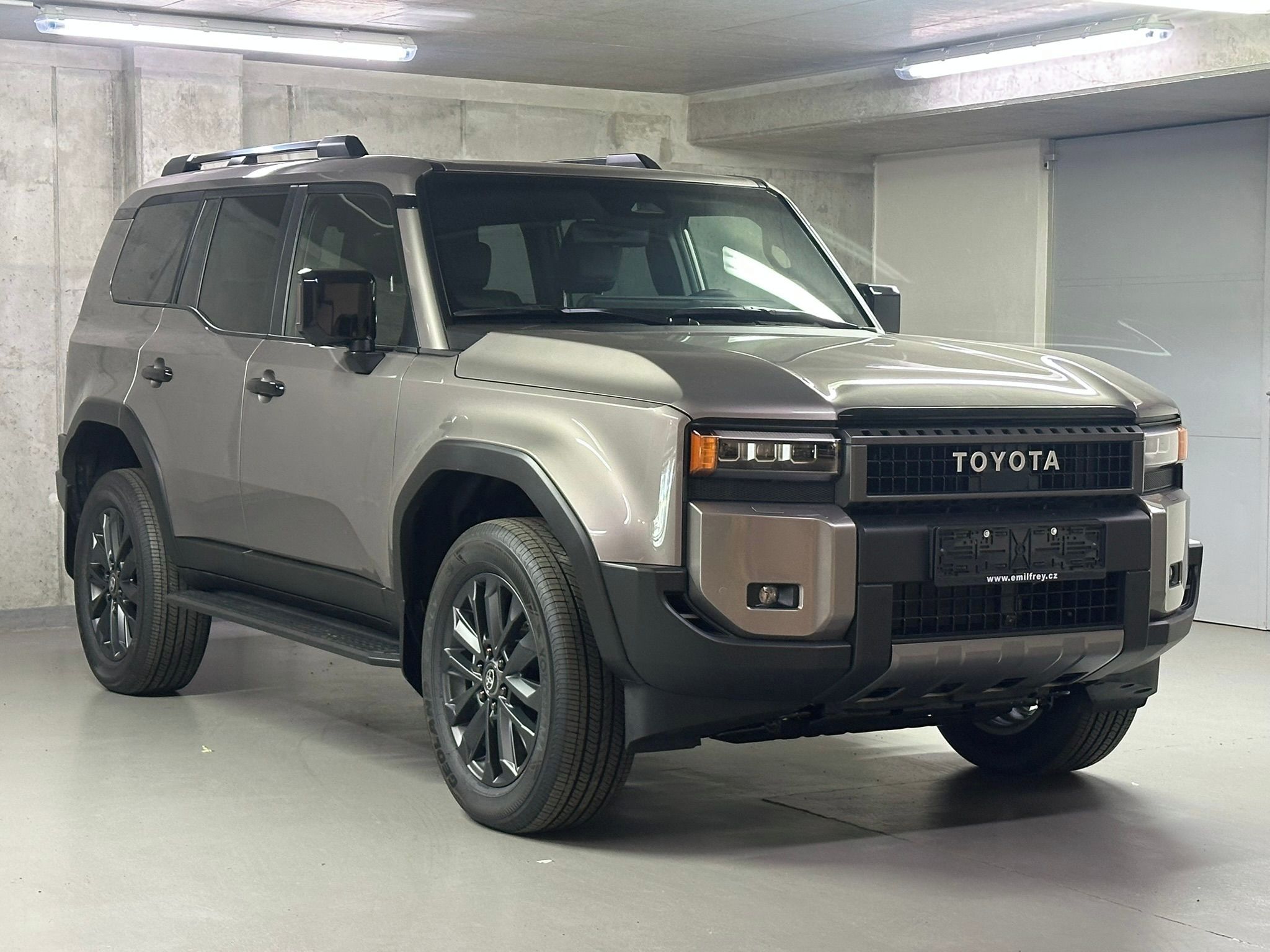 Toyota Land Cruiser, 2.8L,D-4D,Diesel,48V,MHEV,4x4, - fotka 3
