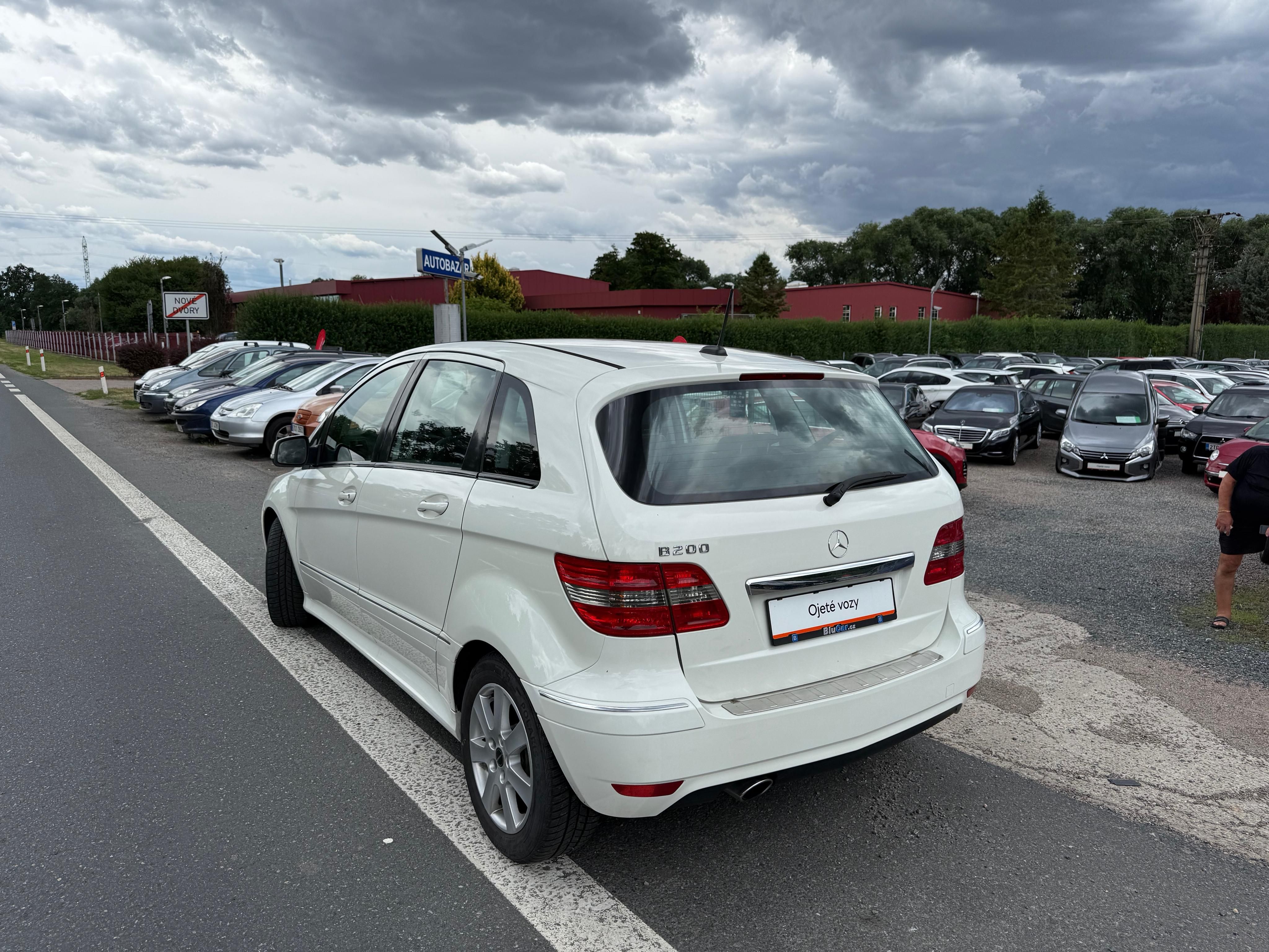 Mercedes-Benz Třídy B, 200i Sport Klima Výhřev - fotka 6