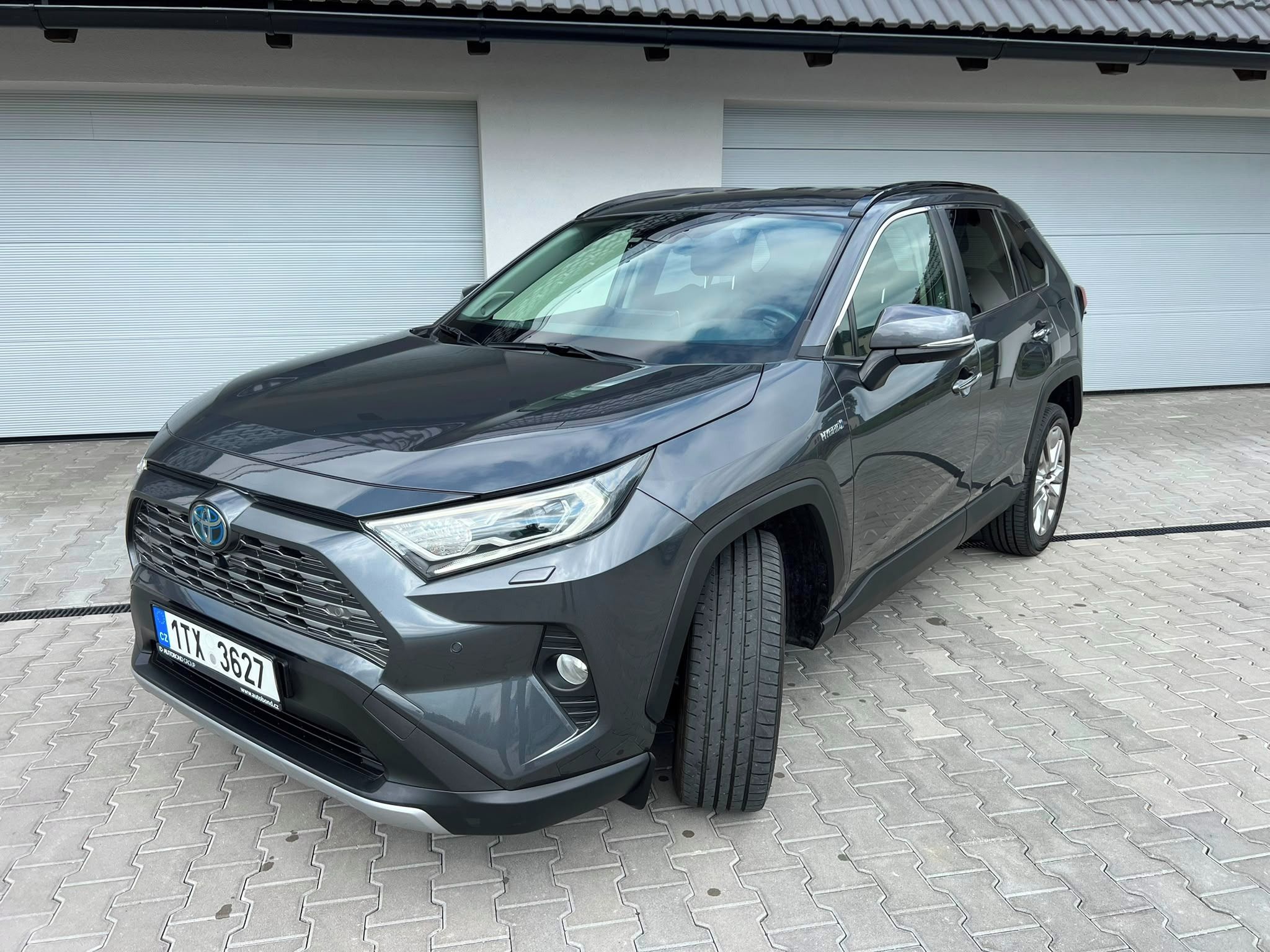 Toyota Rav4, 2.5 Hybrid 4x4, 1. maj., CZ