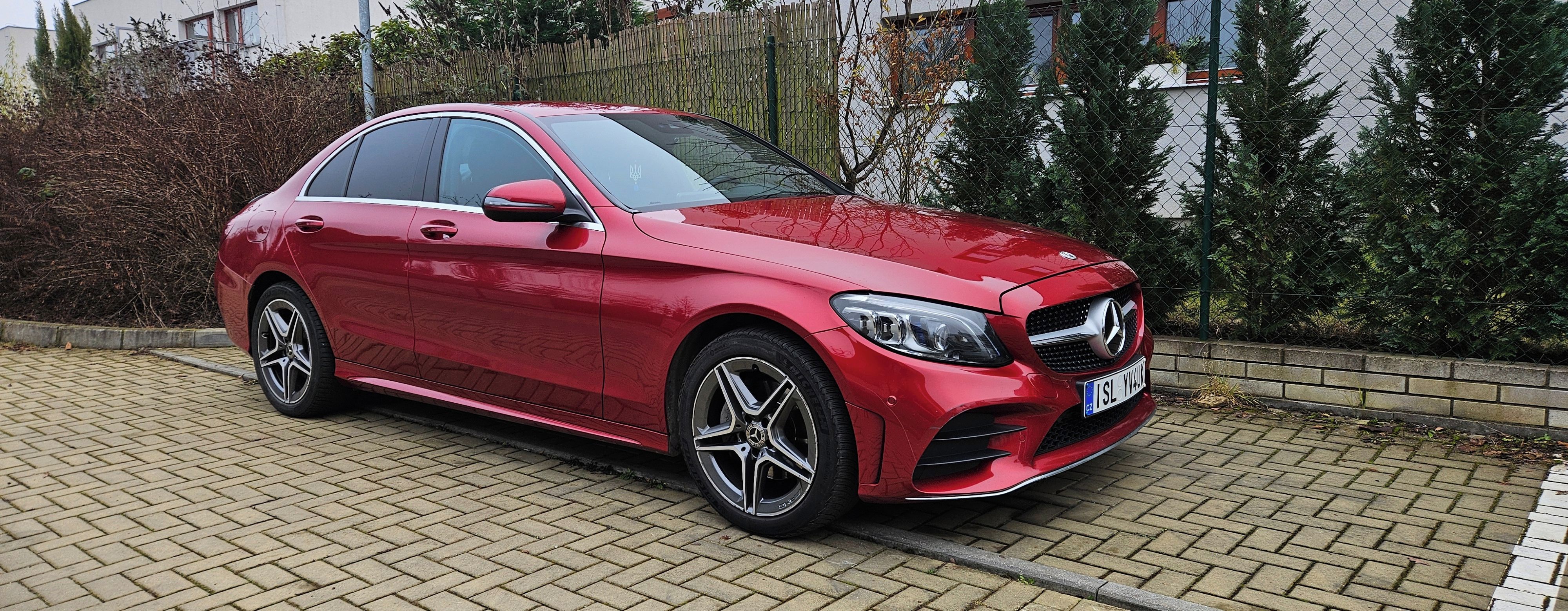 Mercedes-Benz Třídy C, Mercedes-Benz - C 220 d 4MATIC - fotka 2