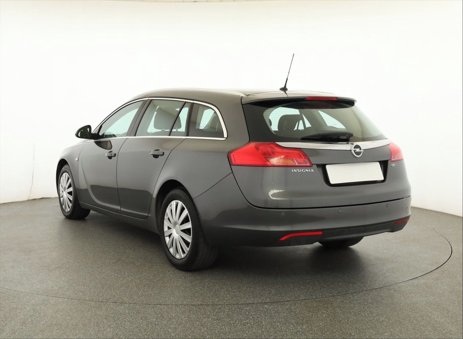 Opel Insignia, 2.0 CDTI, Automat - fotka 4