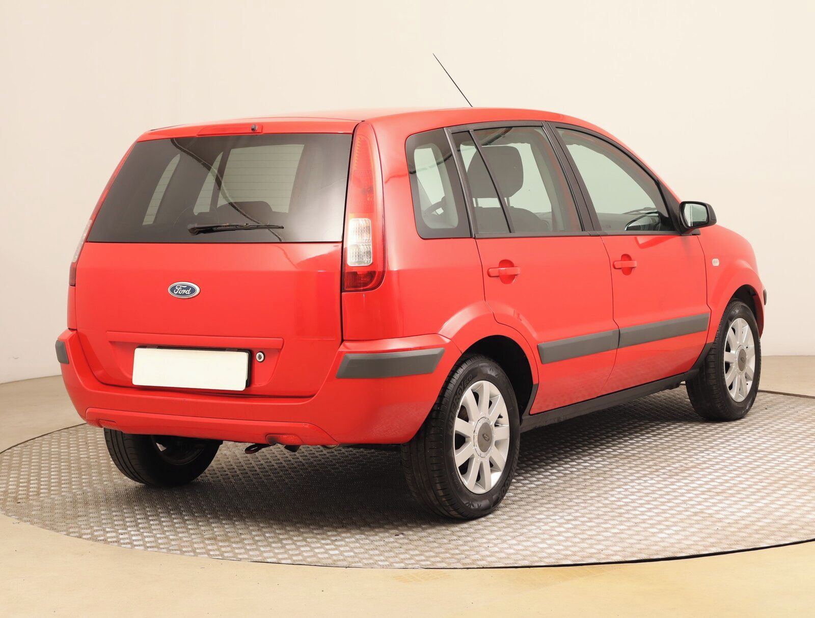 Ford Fusion, 1.4, po STK, jezdí výborně - fotka 5