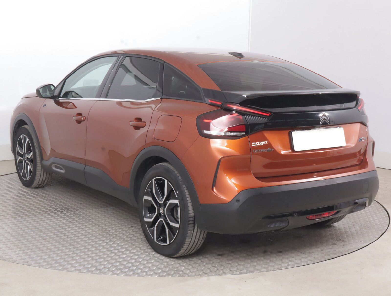 Citroën ë-C4, 50 kWh, SoH 90%, Automat - fotka 4