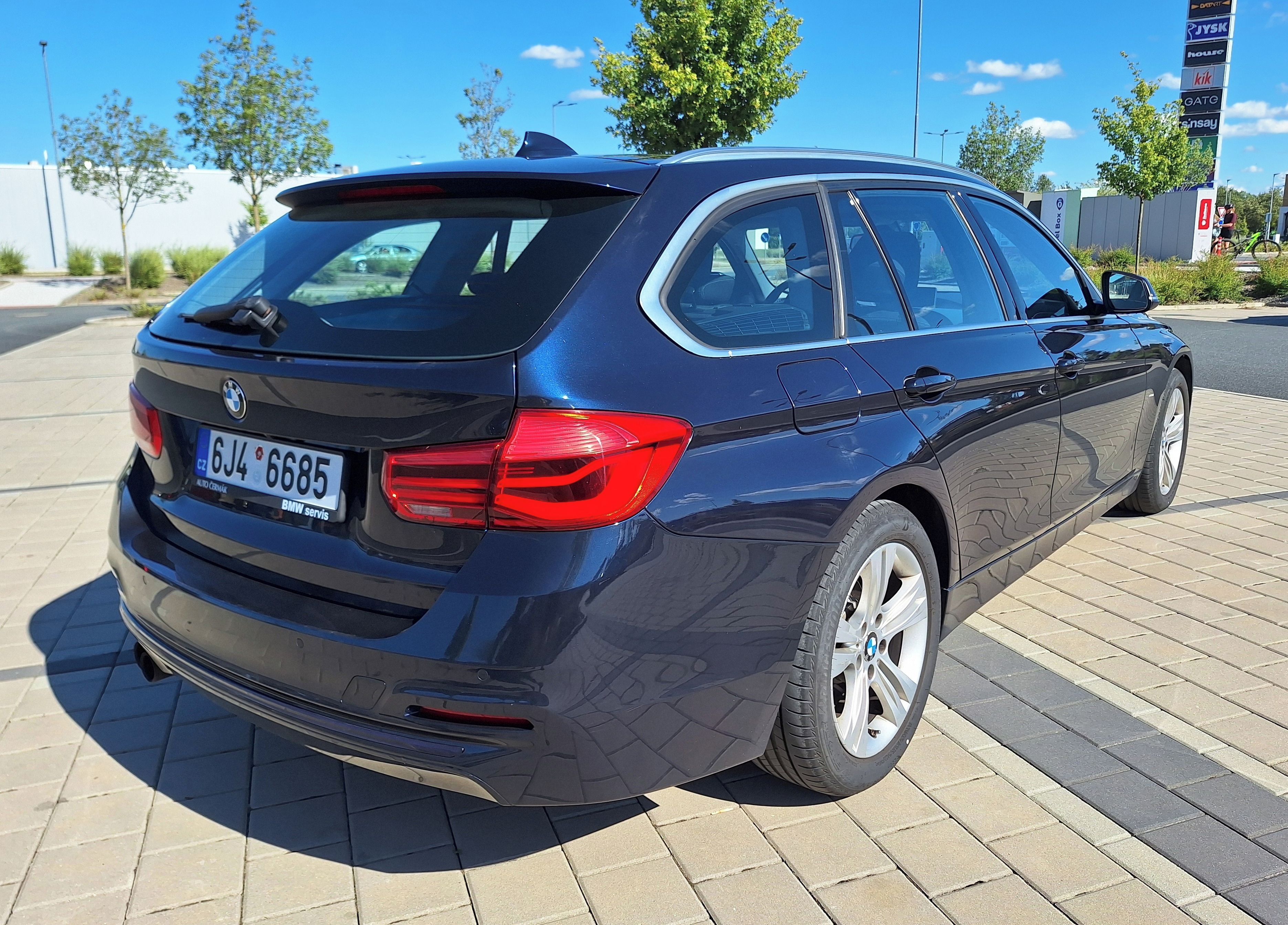BMW Řada 3, 320d xDrive, LED, tažné - fotka 6