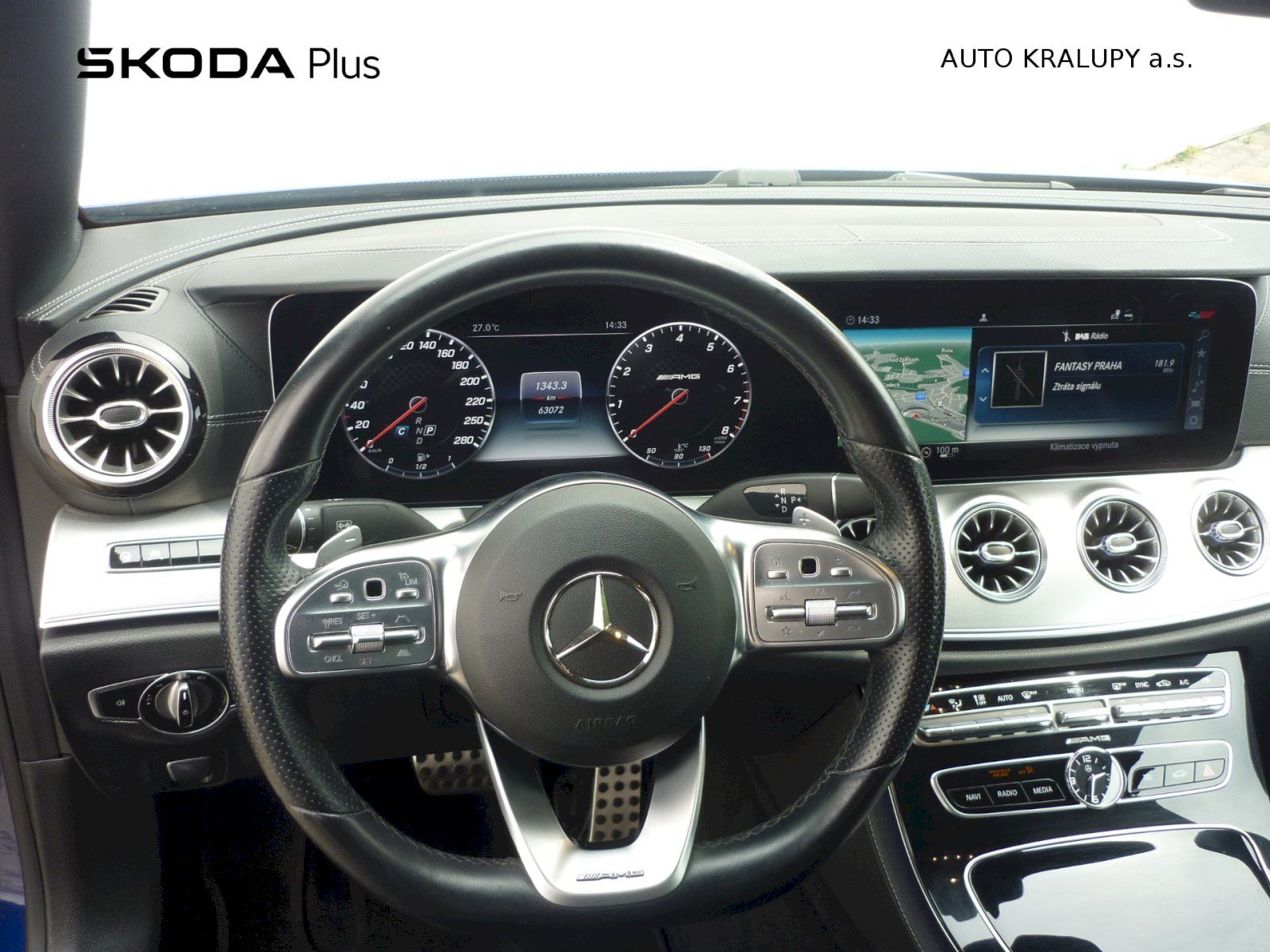 Mercedes-Benz Třídy E, E 450 4MATIC  270 Kw AMG-packe - fotka 5