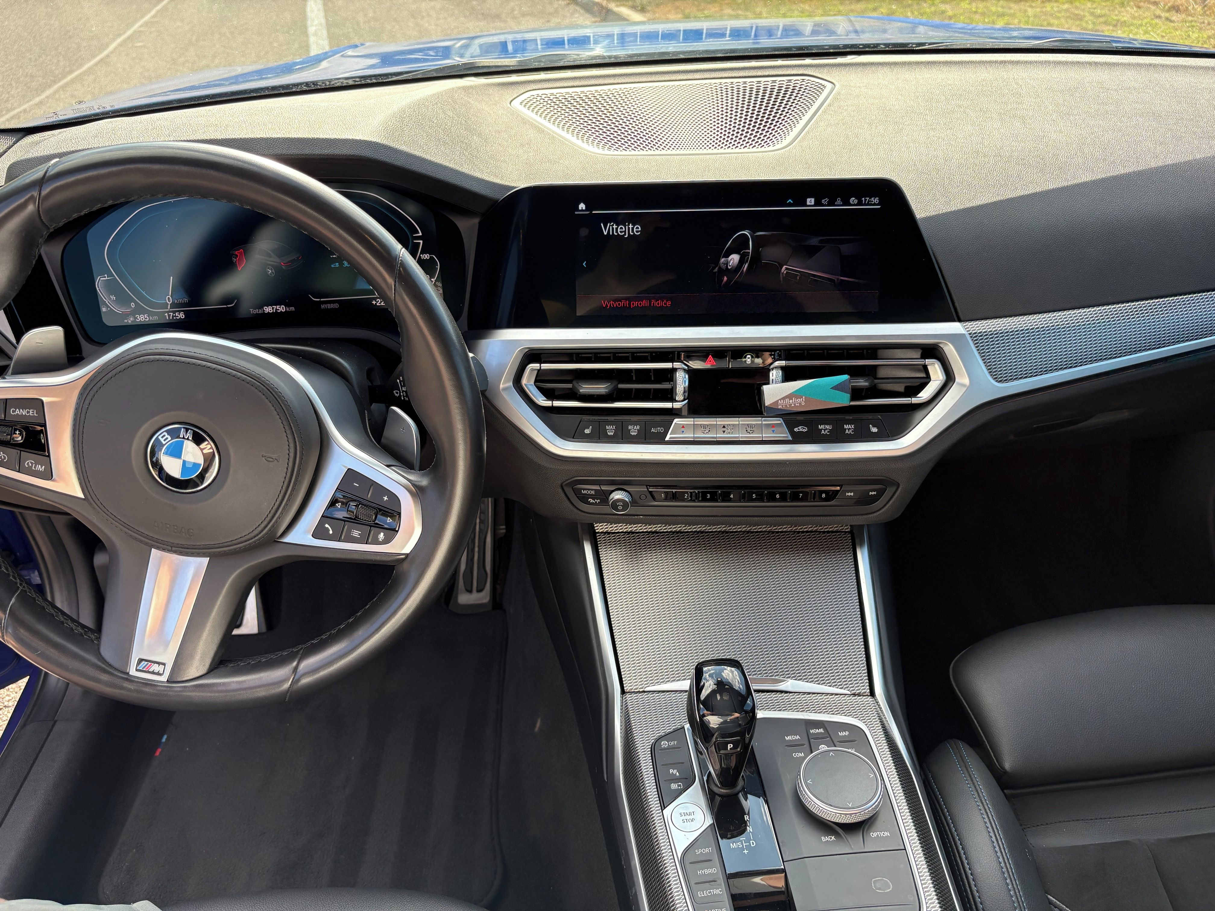 BMW Řada 3, BMW 330e xDrive M Sport - fotka 5