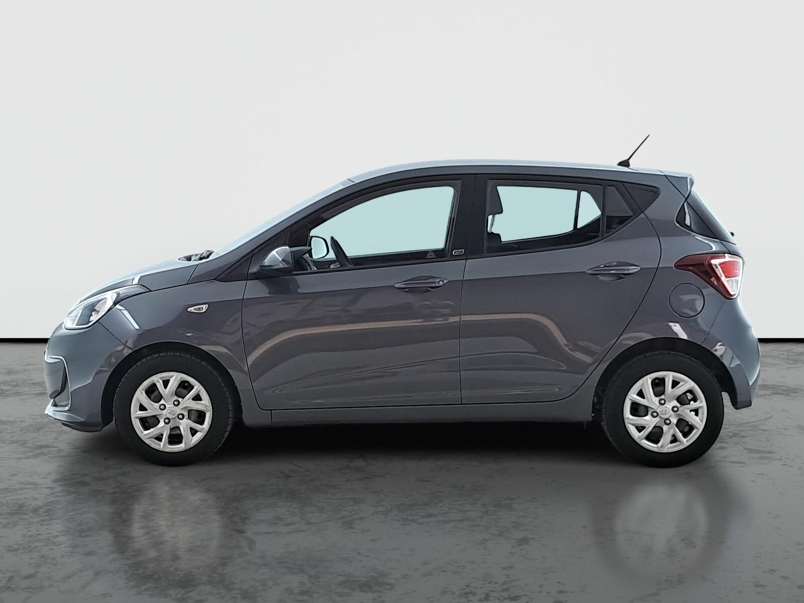 Hyundai i10, 1.0, Classic, Automat, ČR - fotka 3