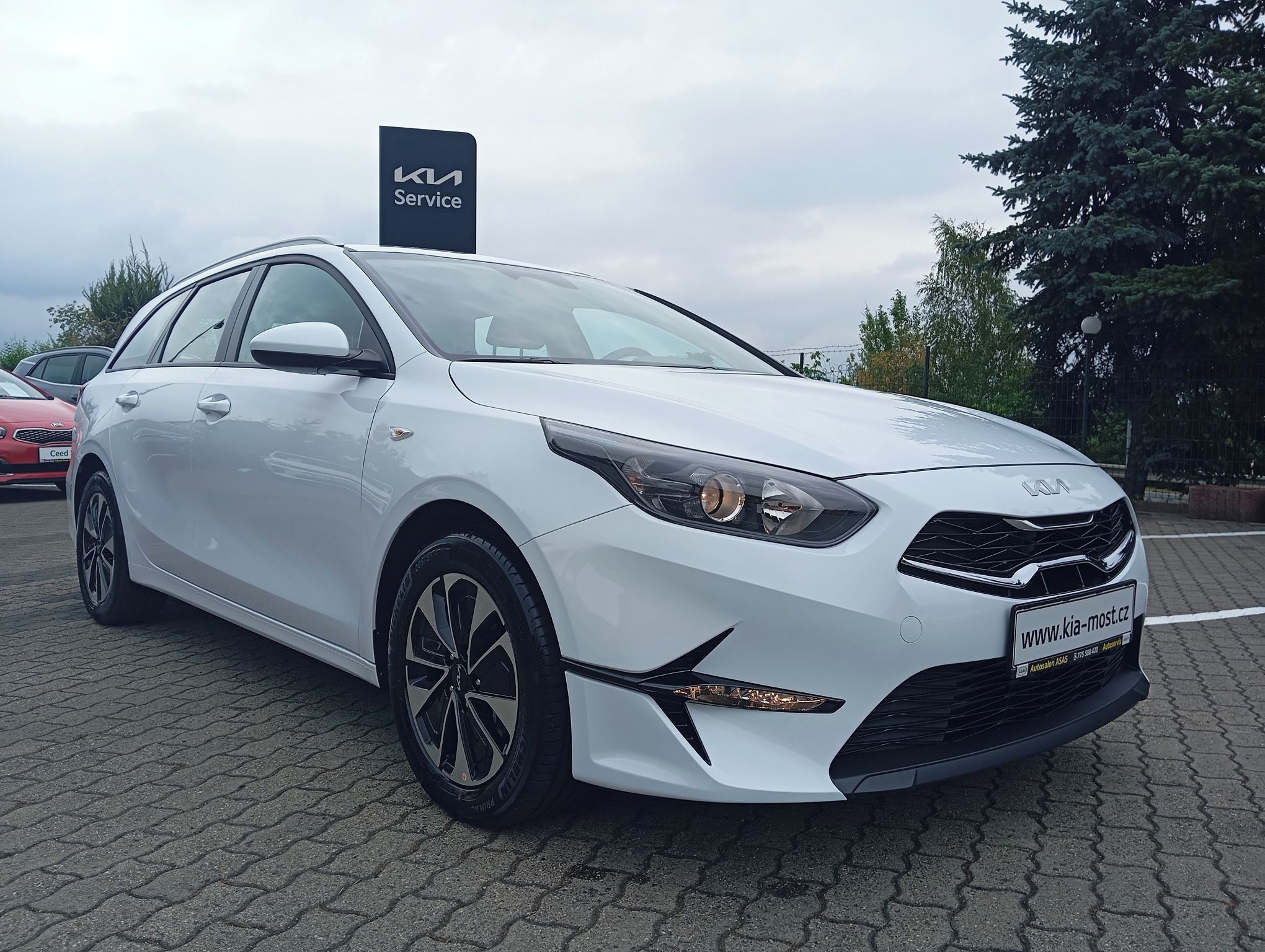 Kia Cee´d SW, 1.5 T-GDi 7DCT SPIN 2025 - fotka 2