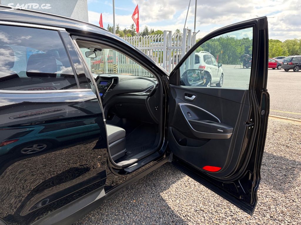 Hyundai Santa Fe, 2,2 CRDi 145kW, 4×4, ZACHOVALÉ