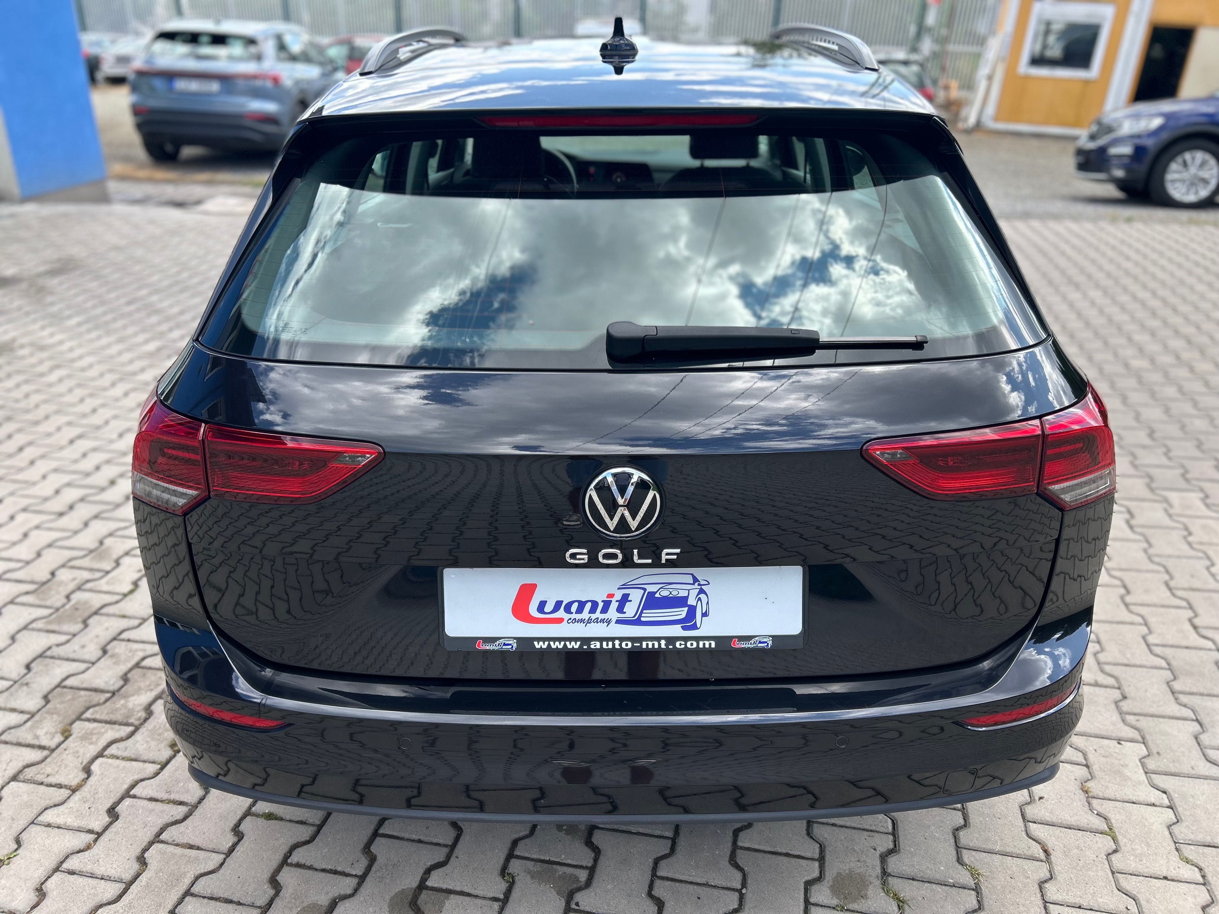 Volkswagen Golf, 2.0 TDi Life - fotka 6