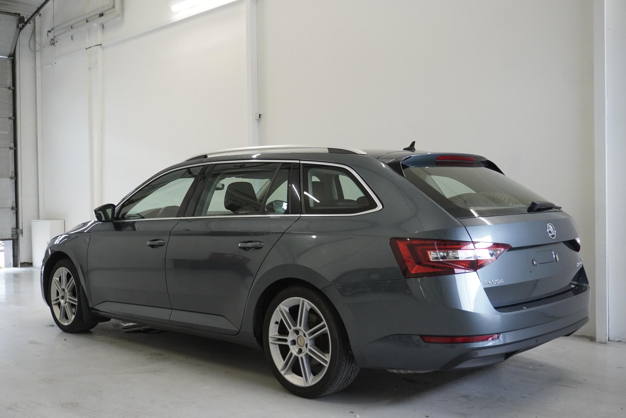 Škoda Superb, 1.5 TSI 110kW STYLE TOP SERVIS - fotka 3