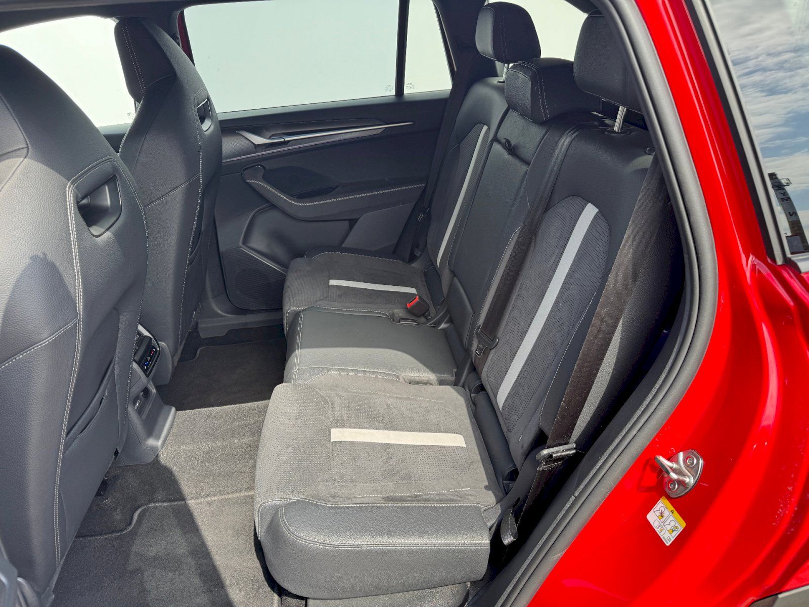 Škoda Kodiaq, 2.0 TDI 142 kW Sportline 4x4 D - fotka 6