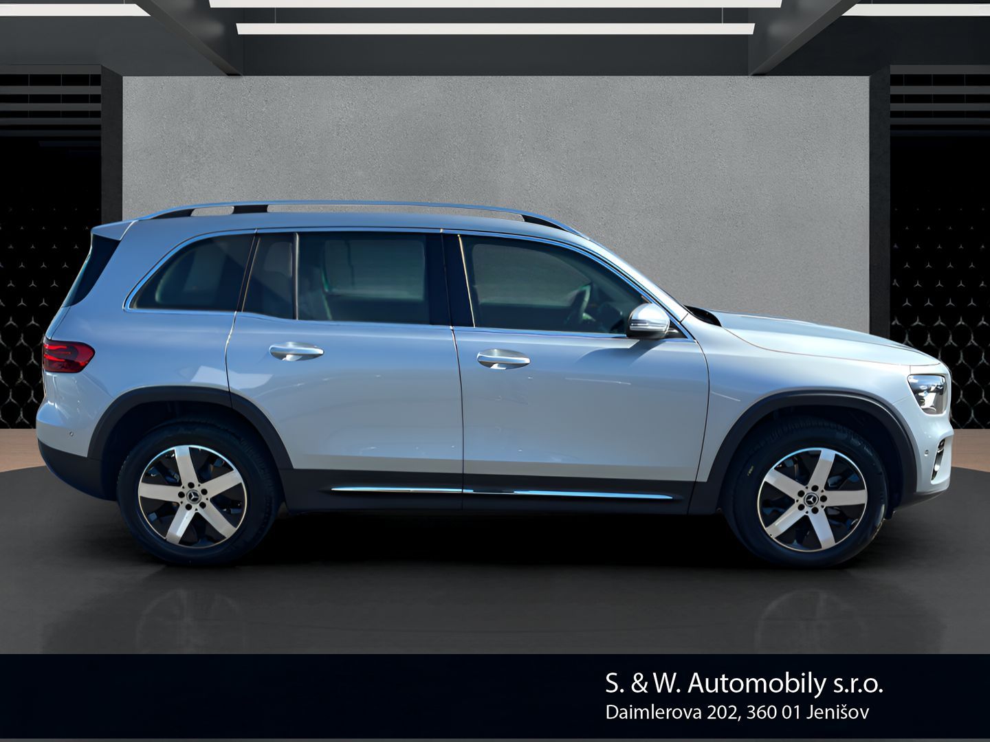 Mercedes-Benz GLB, GLB 180 d - fotka 4