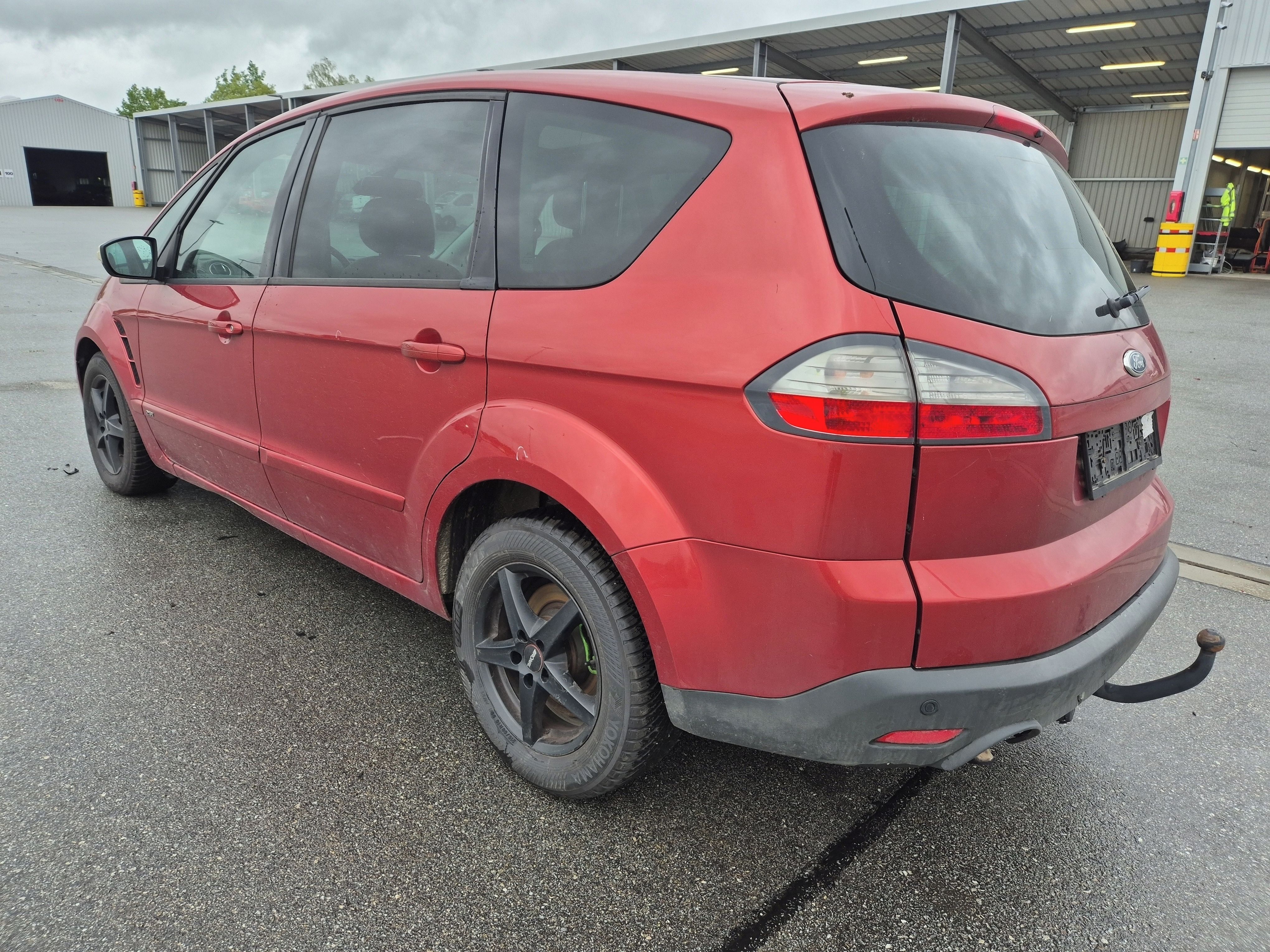 Ford S-MAX, 2,5 Titanium - fotka 3