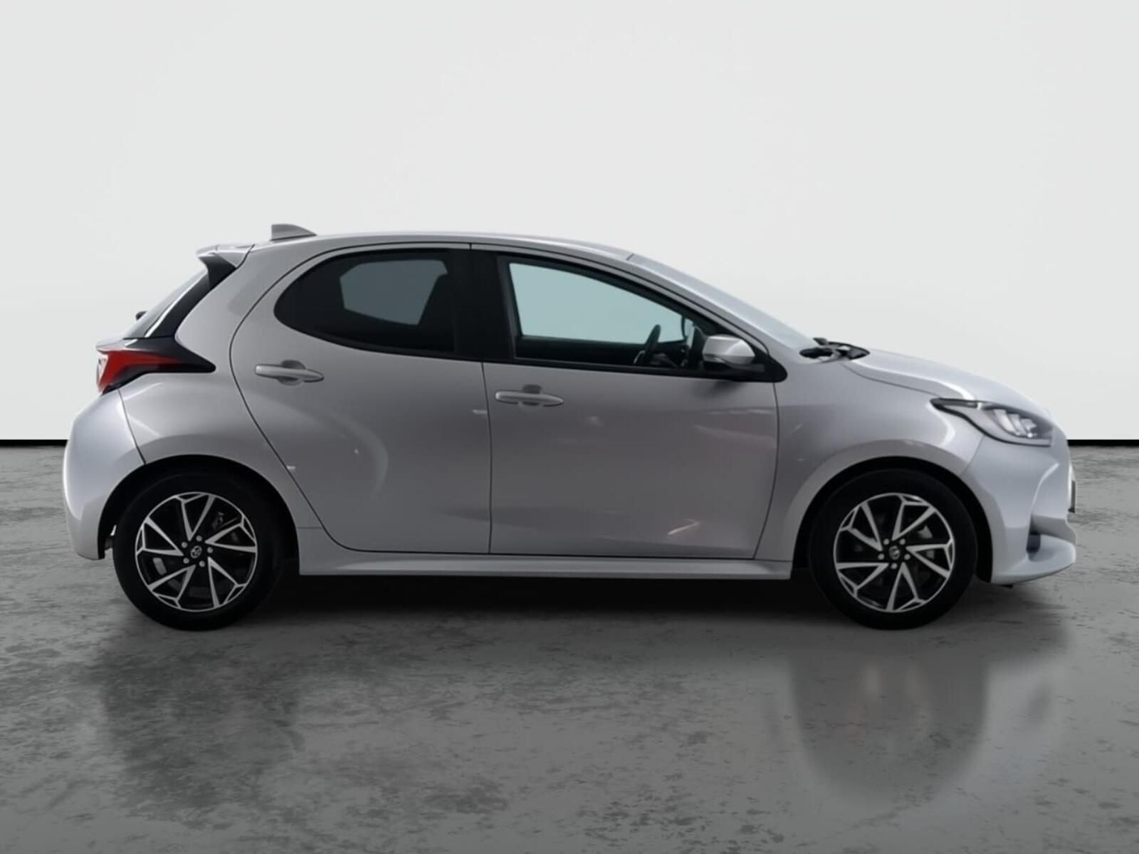 Toyota Yaris, 1.5 VVT-i Hybrid, Style - fotka 6