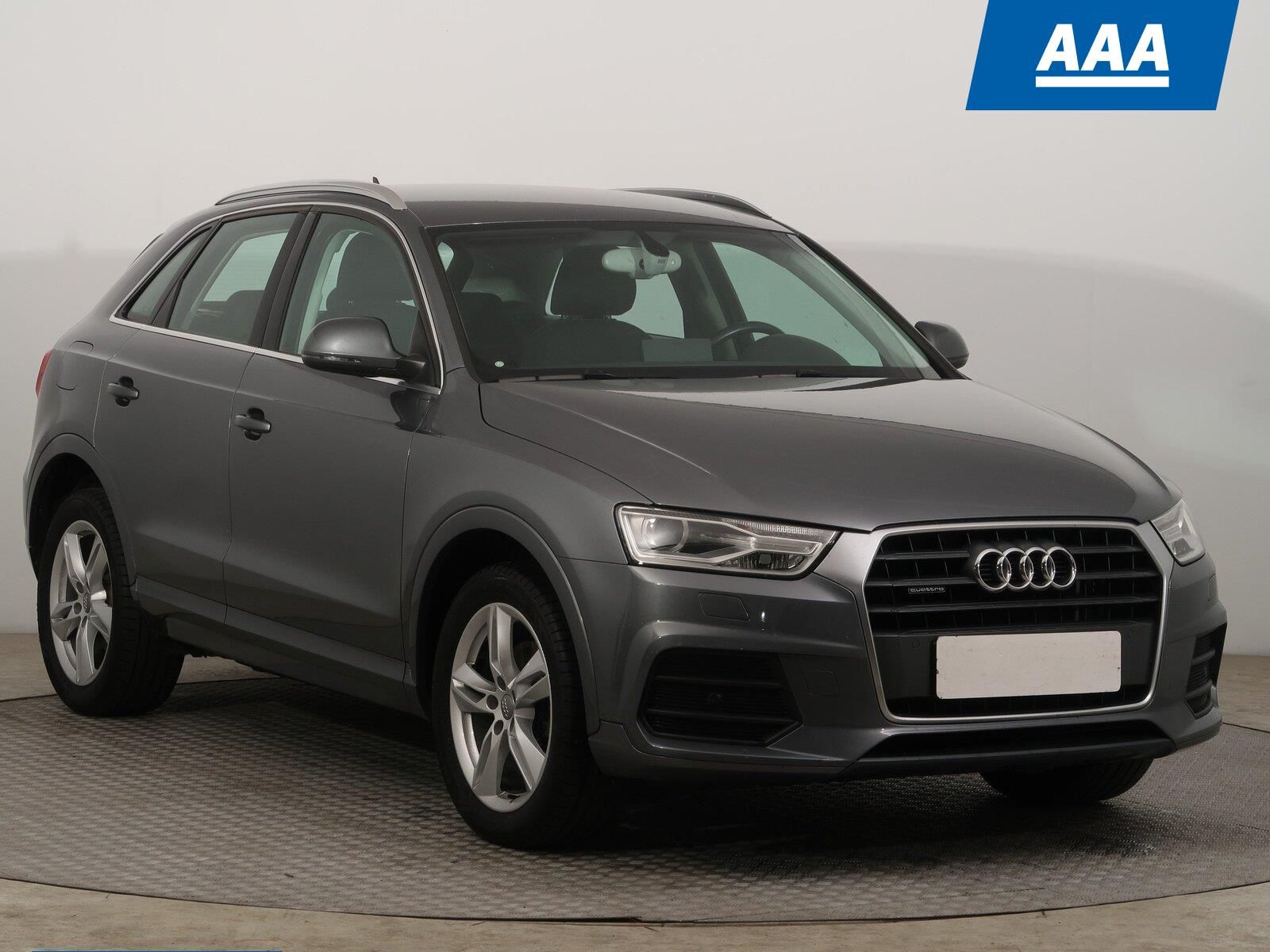Audi Q3, 2.0 TDI, Automatická klima