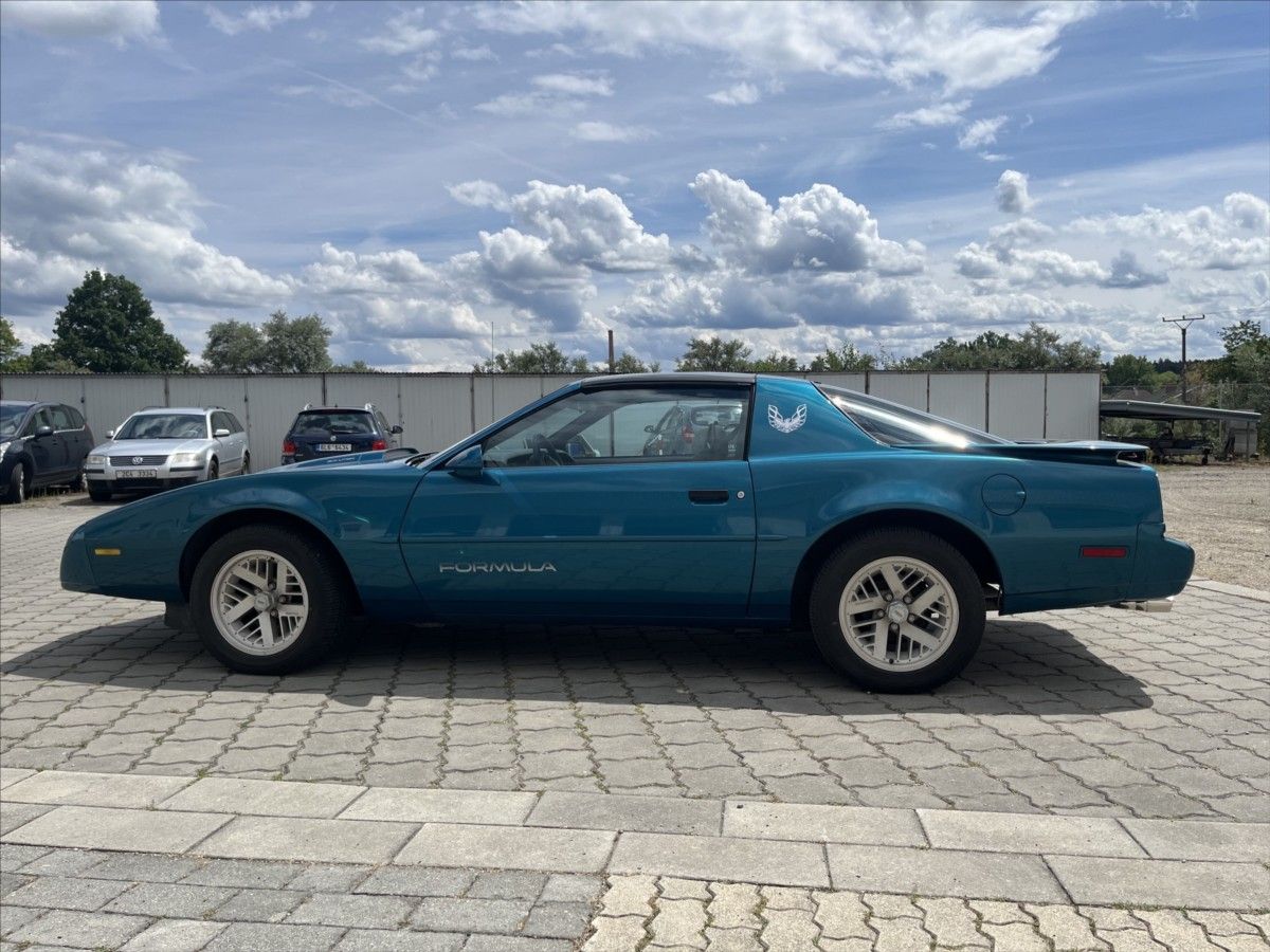 Pontiac Firebird, 5,0 Targa  pěkný originál  sta - fotka 6