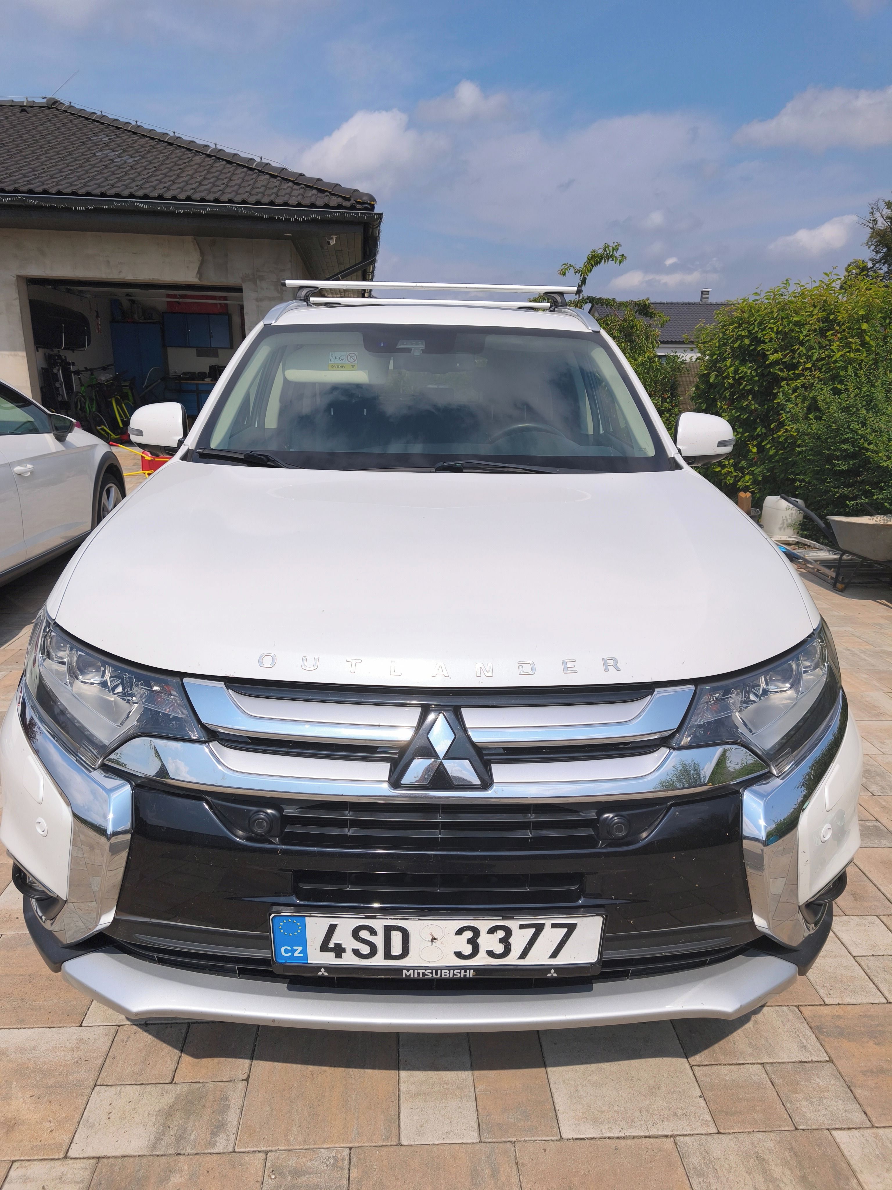 Mitsubishi Outlander, 2.2DI-D 4x4 S-AWC 7míst