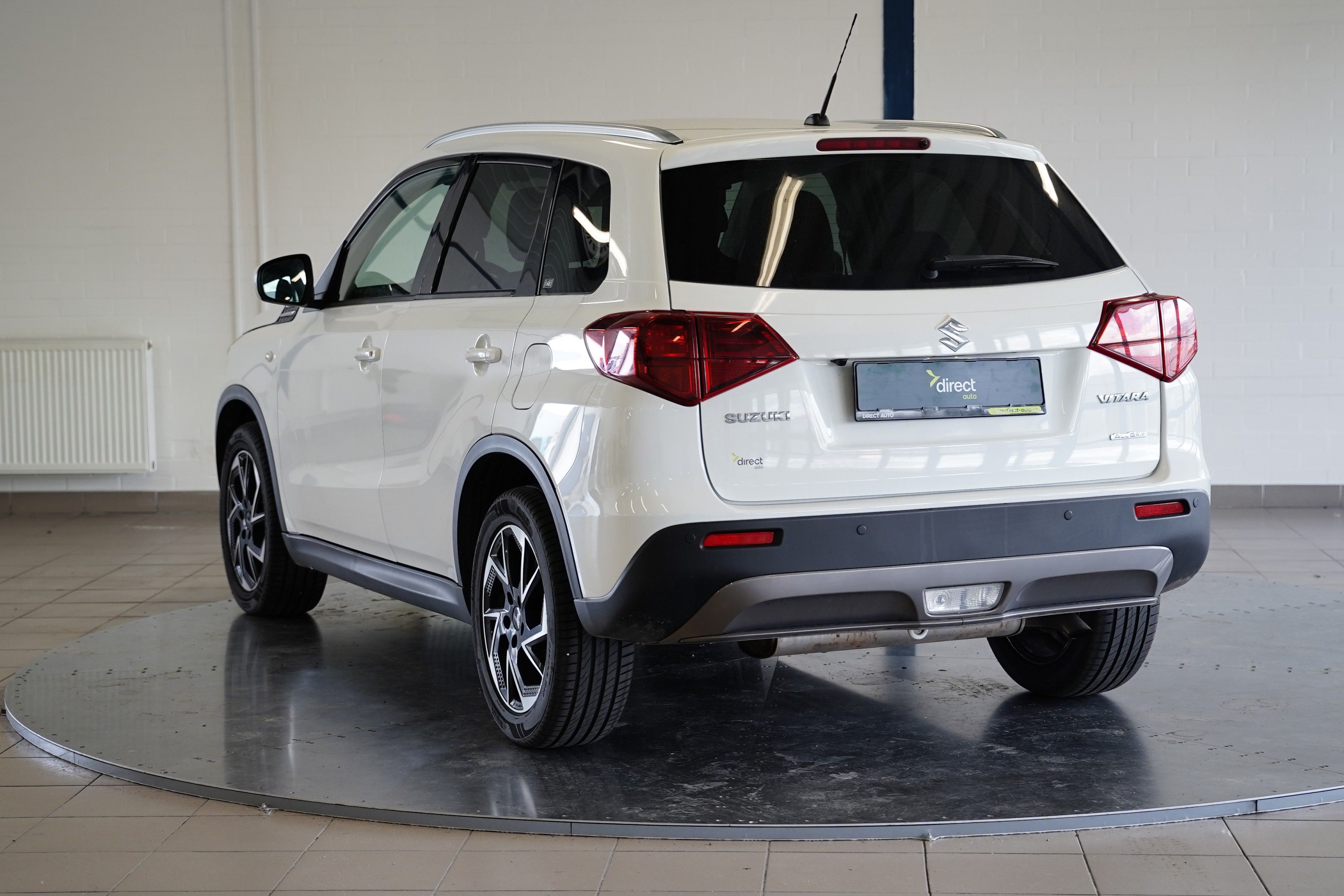 Suzuki Vitara, 1.4 BoosterJet 103 kW Allgrip - fotka 4