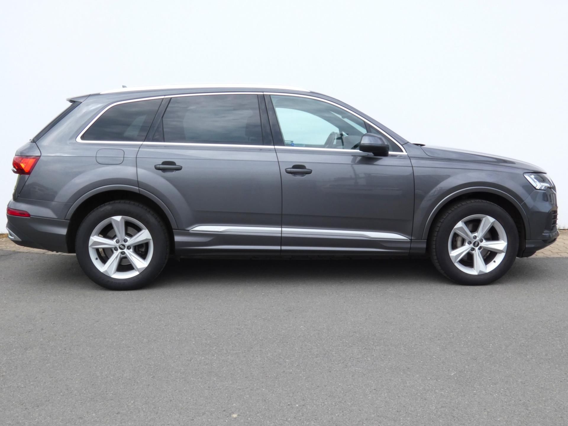 Audi Q7, S-Line 3.0 TDI Quattro 210KW - fotka 3