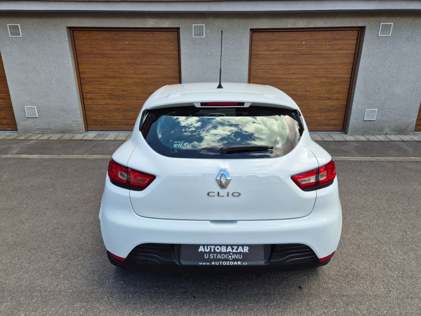 Renault Clio, 1.2 16V 54kW klima Serv.kniha - fotka 4