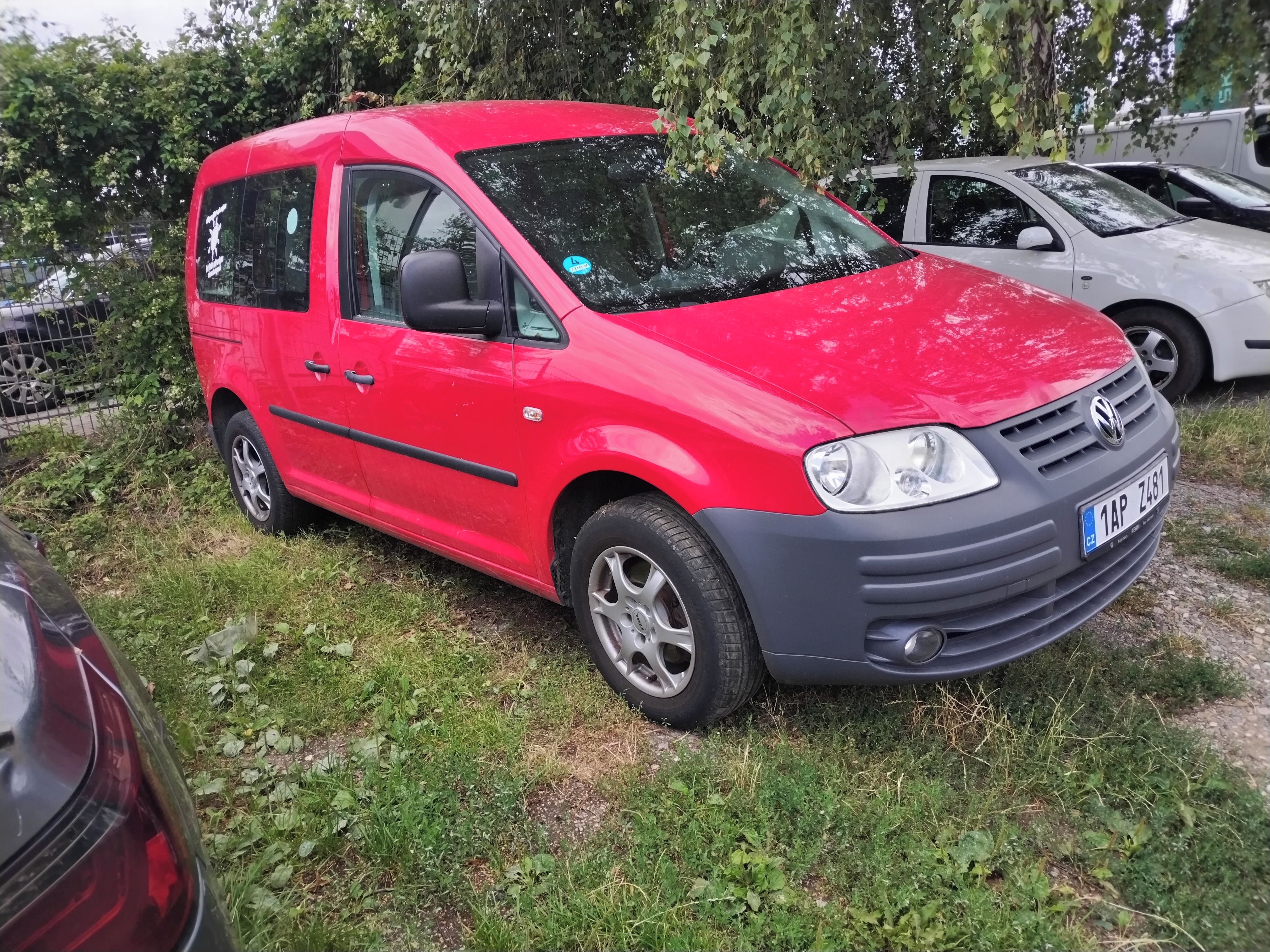 Volkswagen Caddy, Volksvagen Caddy Life Team 2.0 - fotka 4