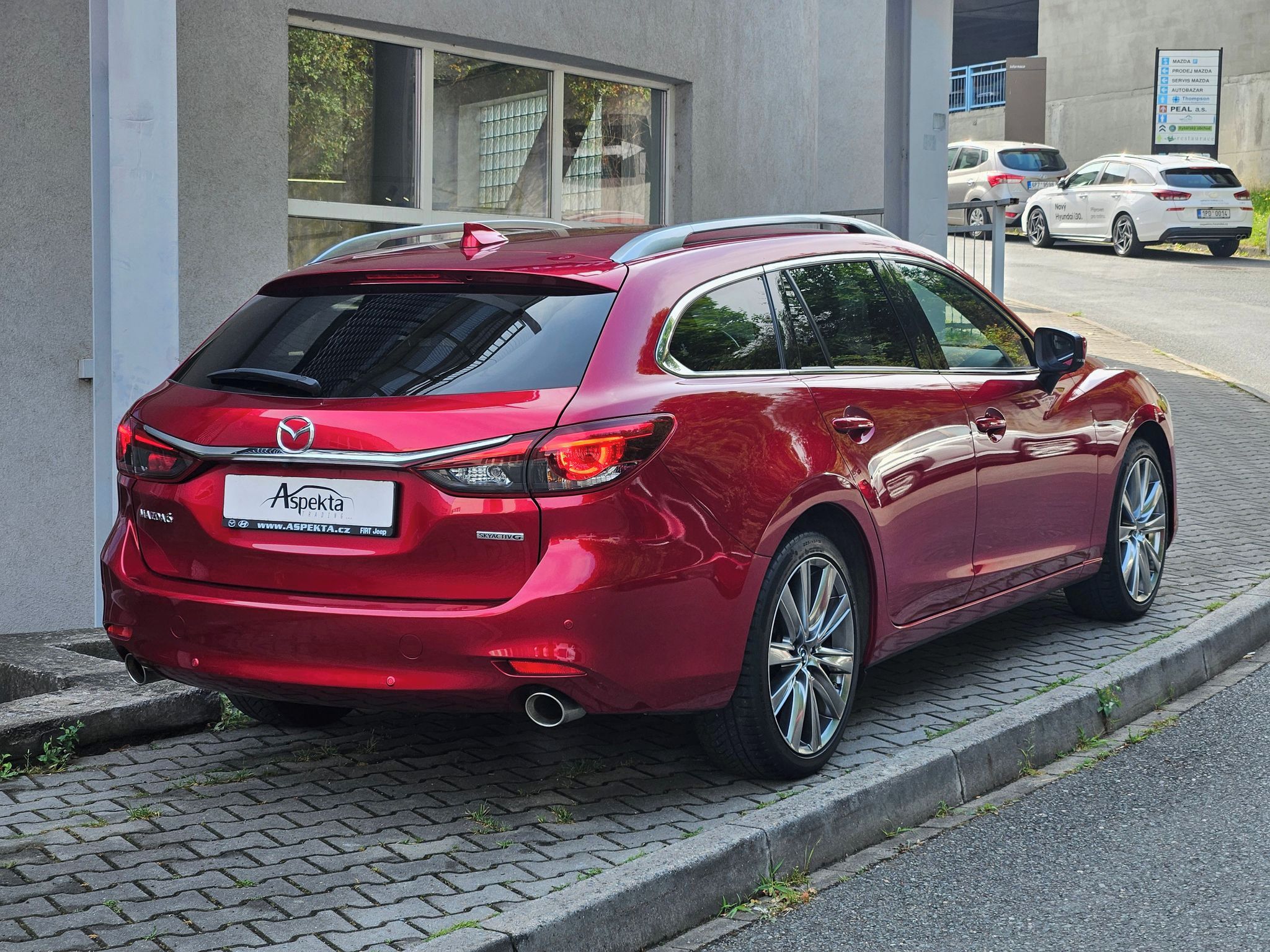 Mazda 6, 2.5i SKYACTIV-G TAKUMI 6AT - fotka 5