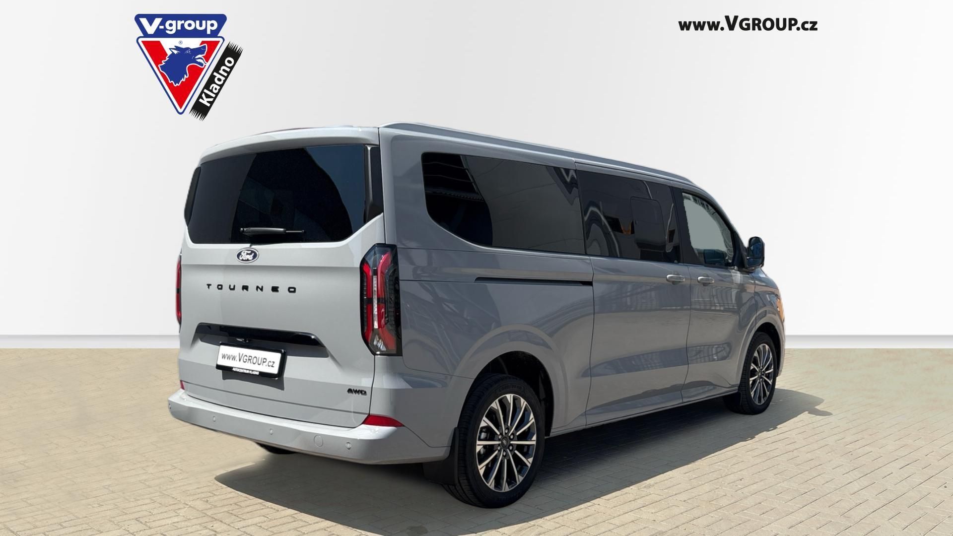 Ford Tourneo Custom, 2.0 AWD Titanium X L2 + Tažné - fotka 4