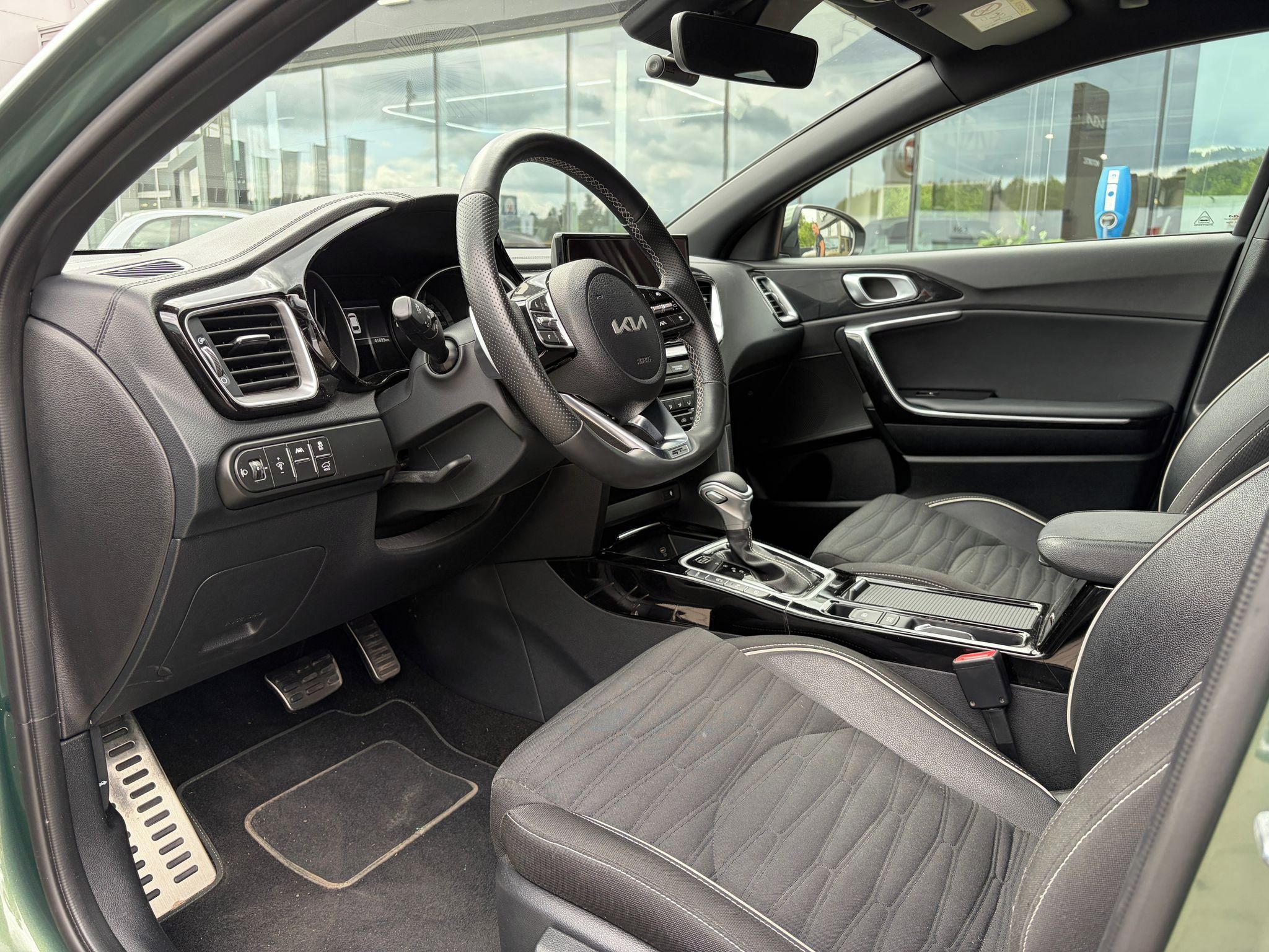 Kia ProCeed, 1.5 T-GDi 7DCT GT-Line Plus - fotka 5