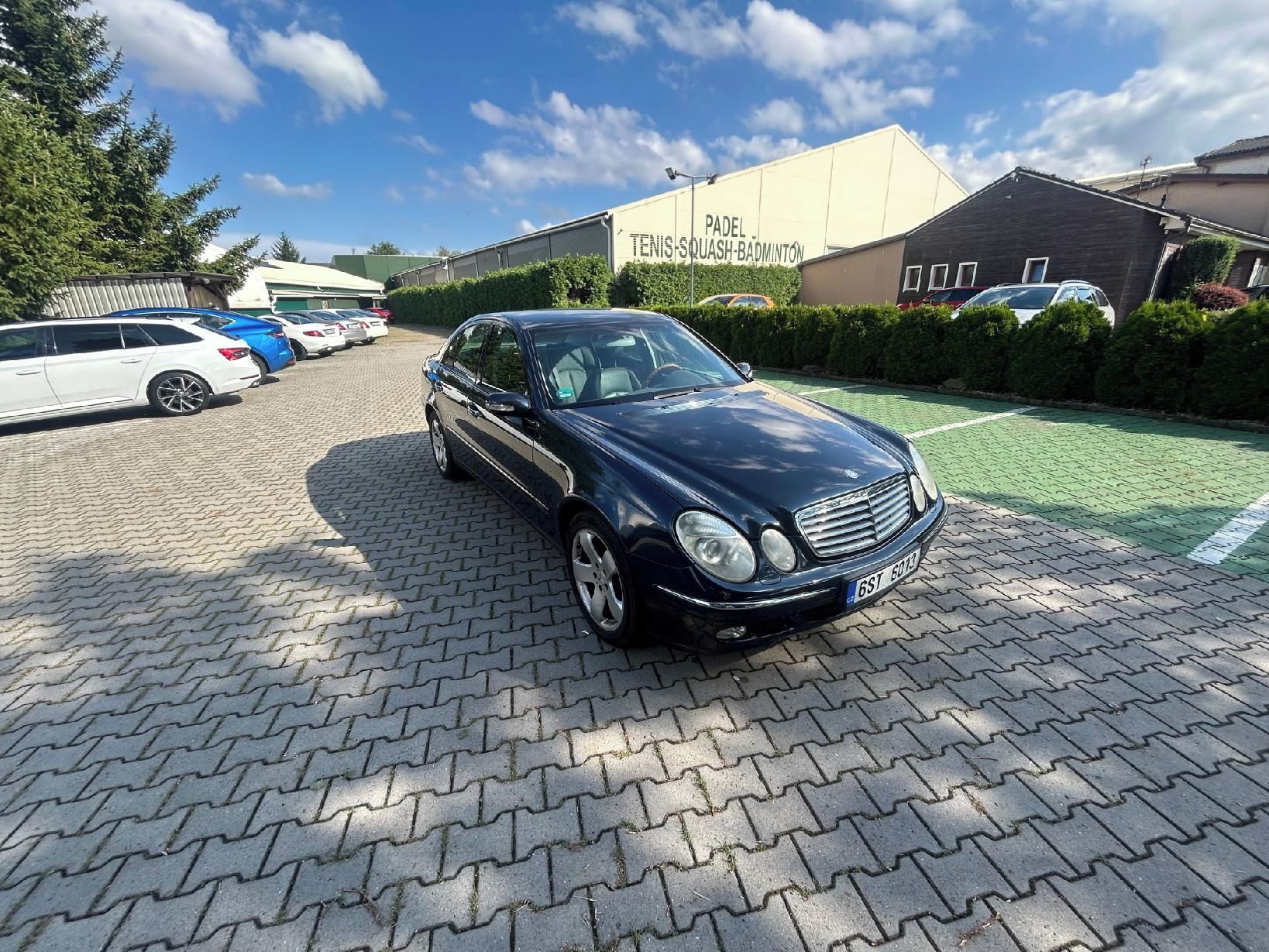 Mercedes-Benz Třídy E, E 320