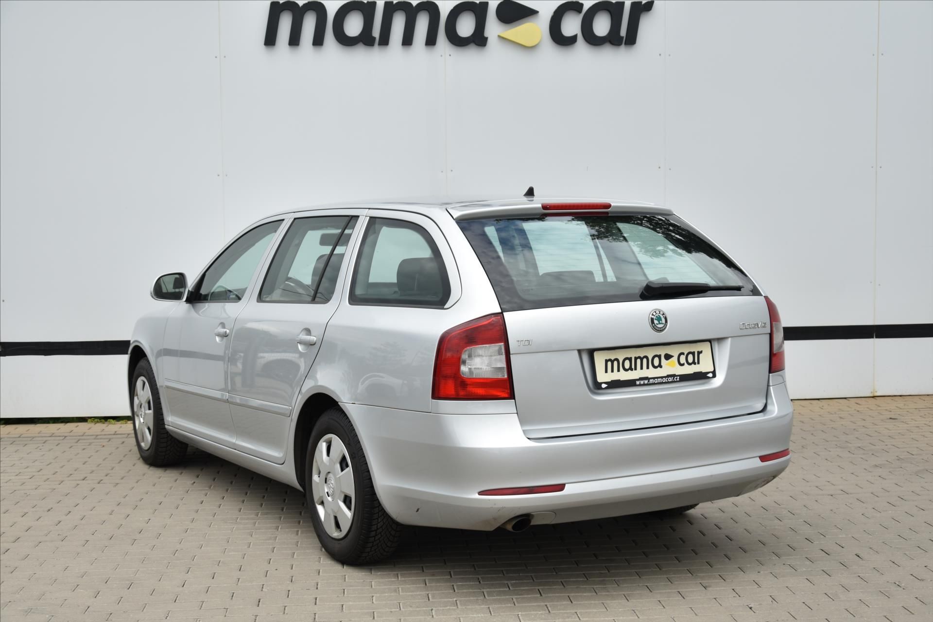 Škoda Octavia, 1.6 TDI  77kW KLIMA SERVIS.KN. - fotka 5