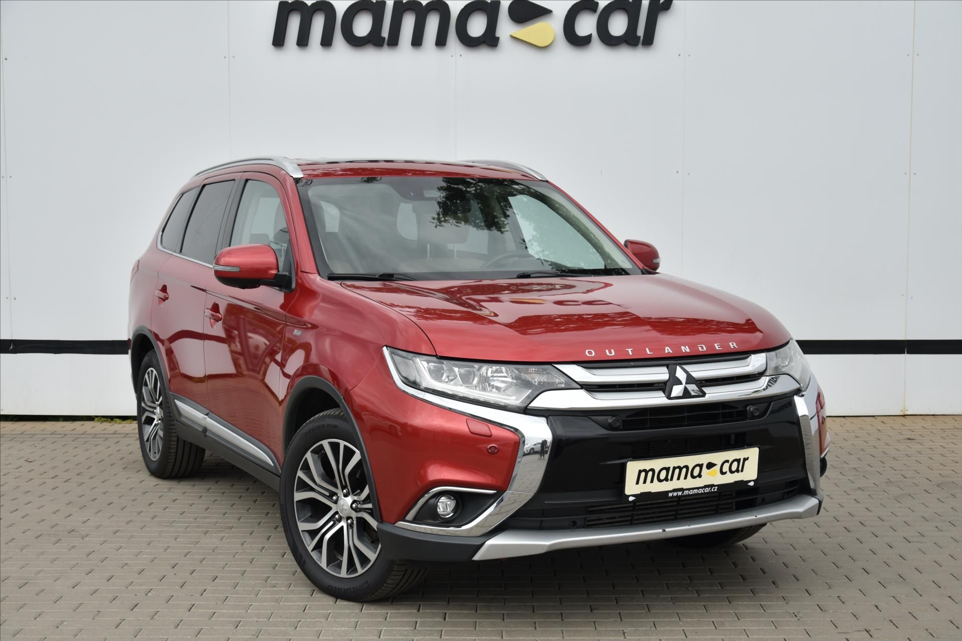 Mitsubishi Outlander, 2.2DI-D 110kW 4WD A/T 7MÍST ČR