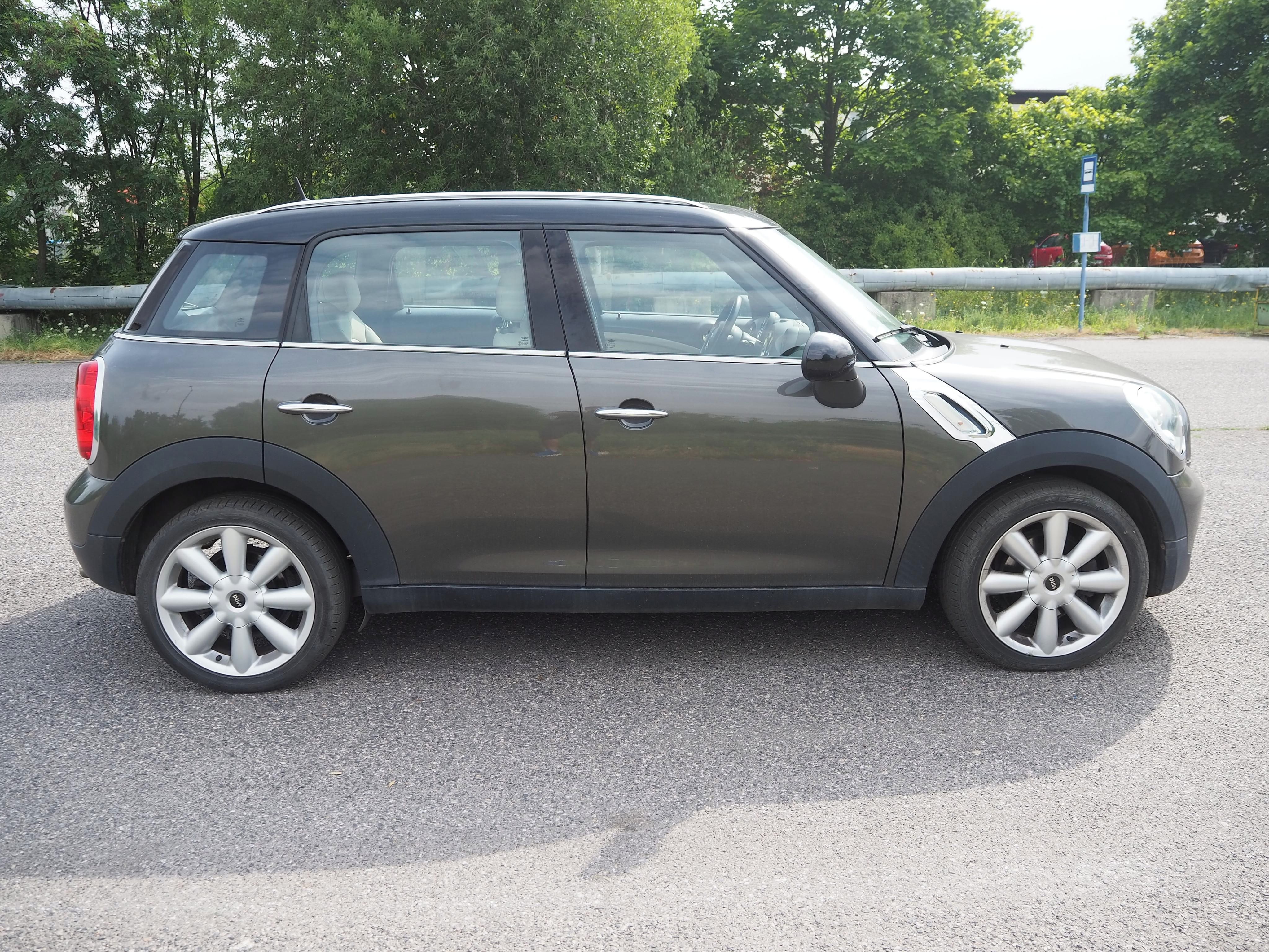 Mini Countryman, 1.6d INDIVIDUAL, PANORAMA - fotka 4