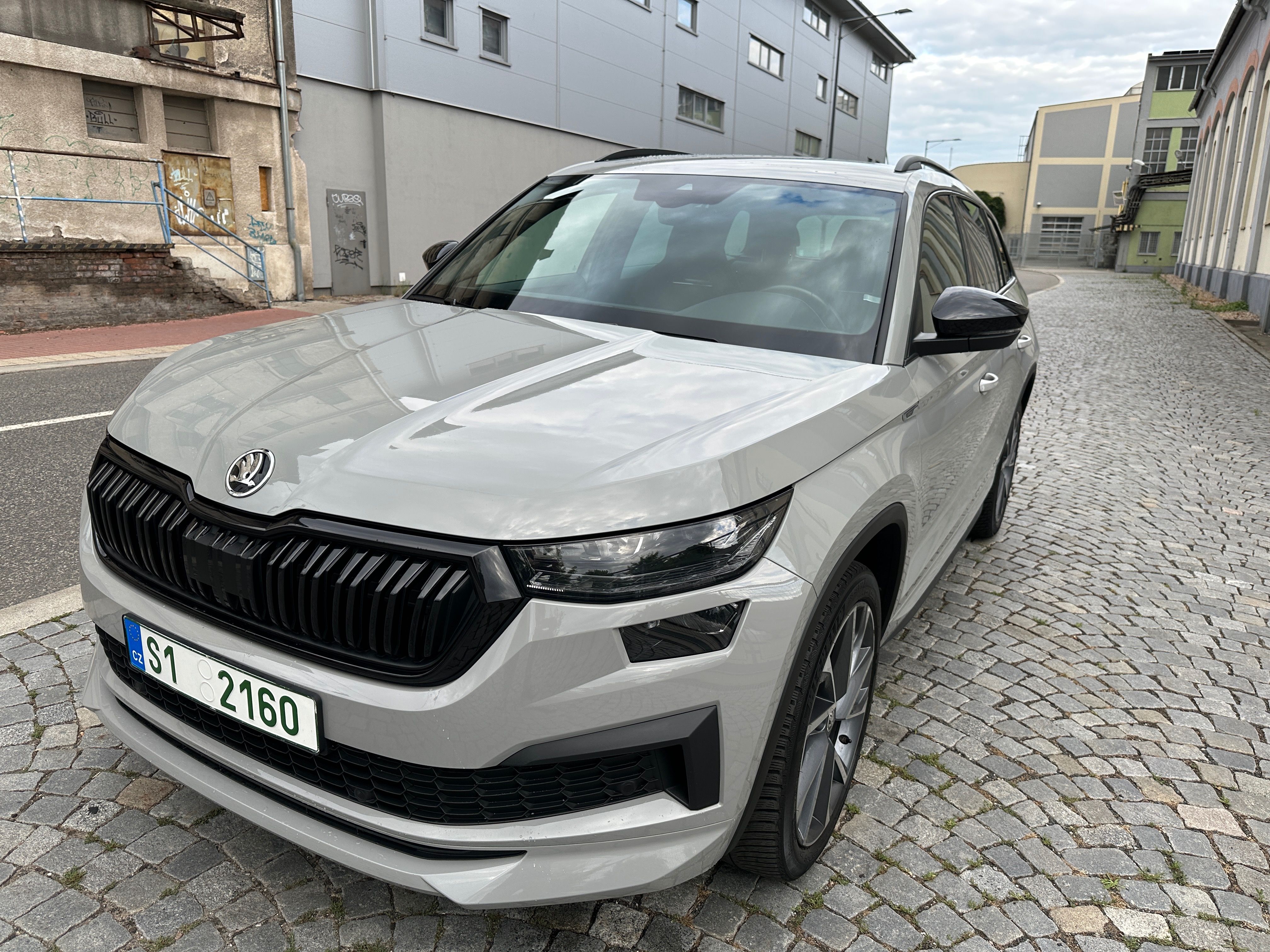 Škoda Kodiaq, 1,5 TSI Sportline / facelift - fotka 2