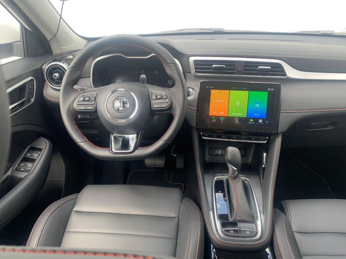 MG ZS, Exclusive 1,0 TGI 82 kW 2WD 6A - fotka 6