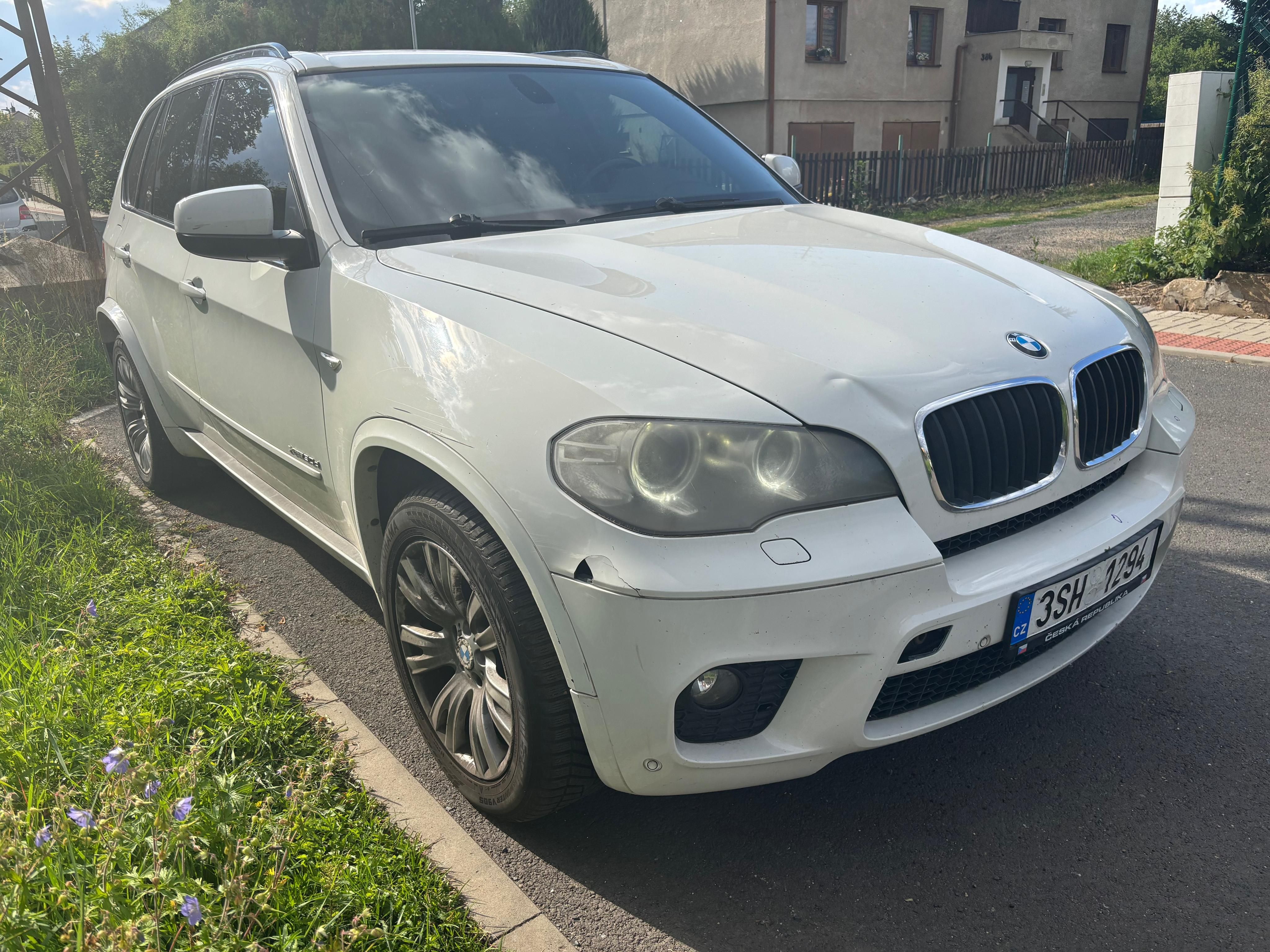 BMW X5 - fotka 2