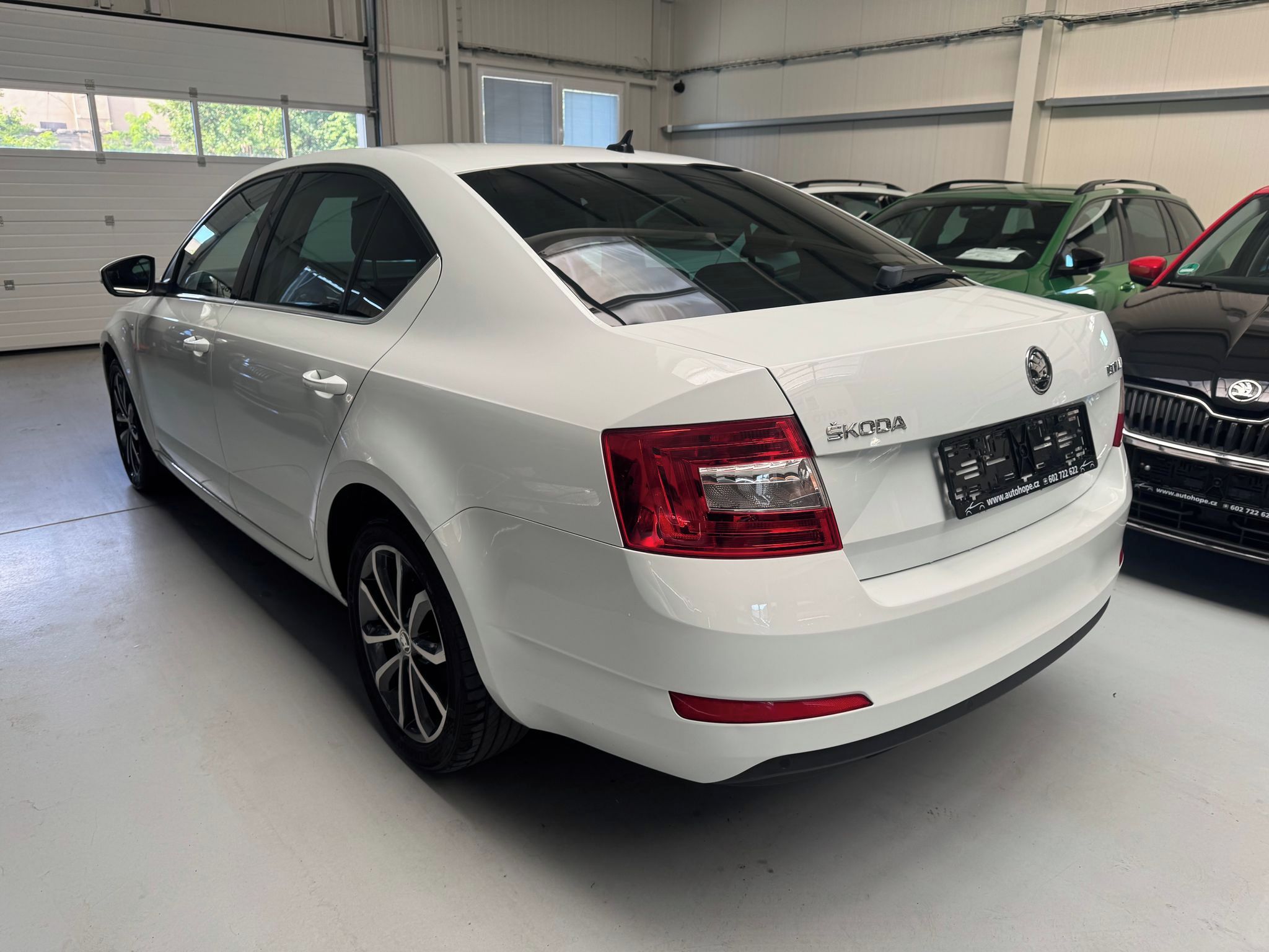 Škoda Octavia, 1.2 TSI DSG Ambition EDITION - fotka 4